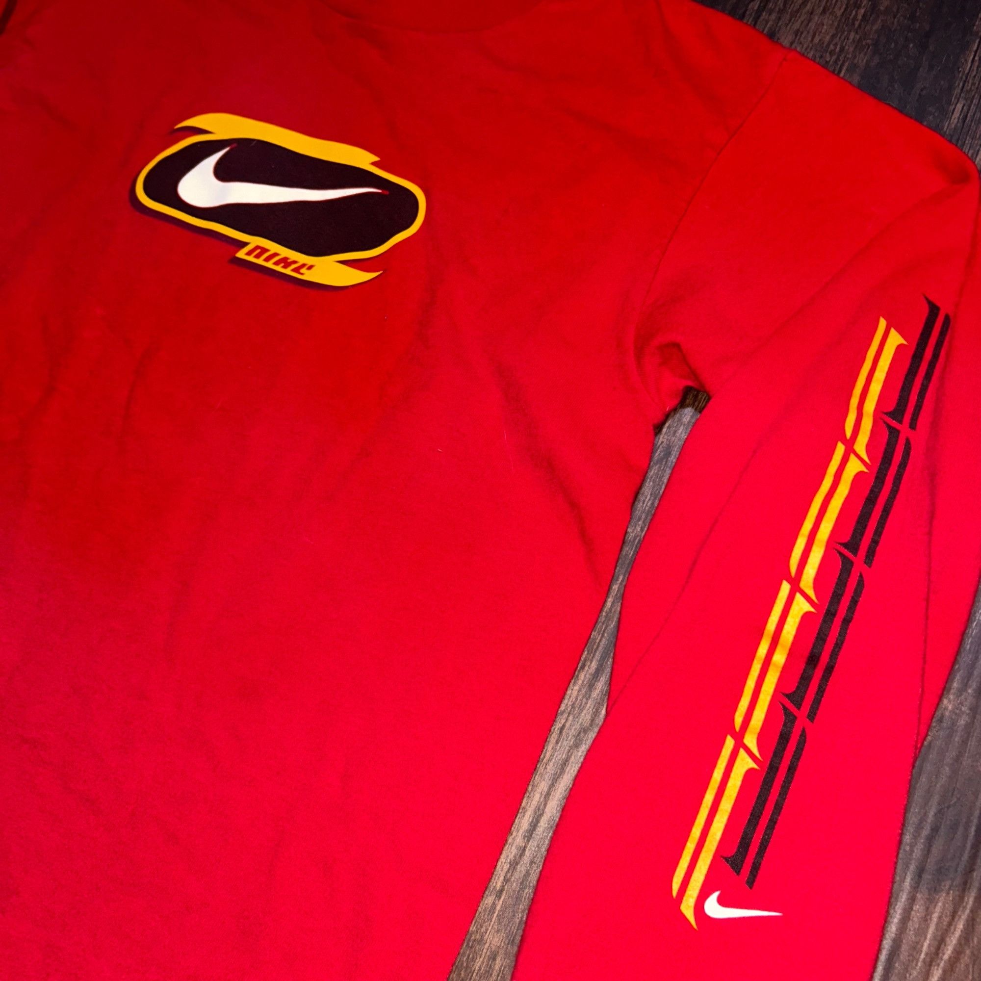 Nike Vintage/Y2K Nike Red Long Sleeve Shirt Size US L / EU 52-54 / 3 - 2 Thumbnail