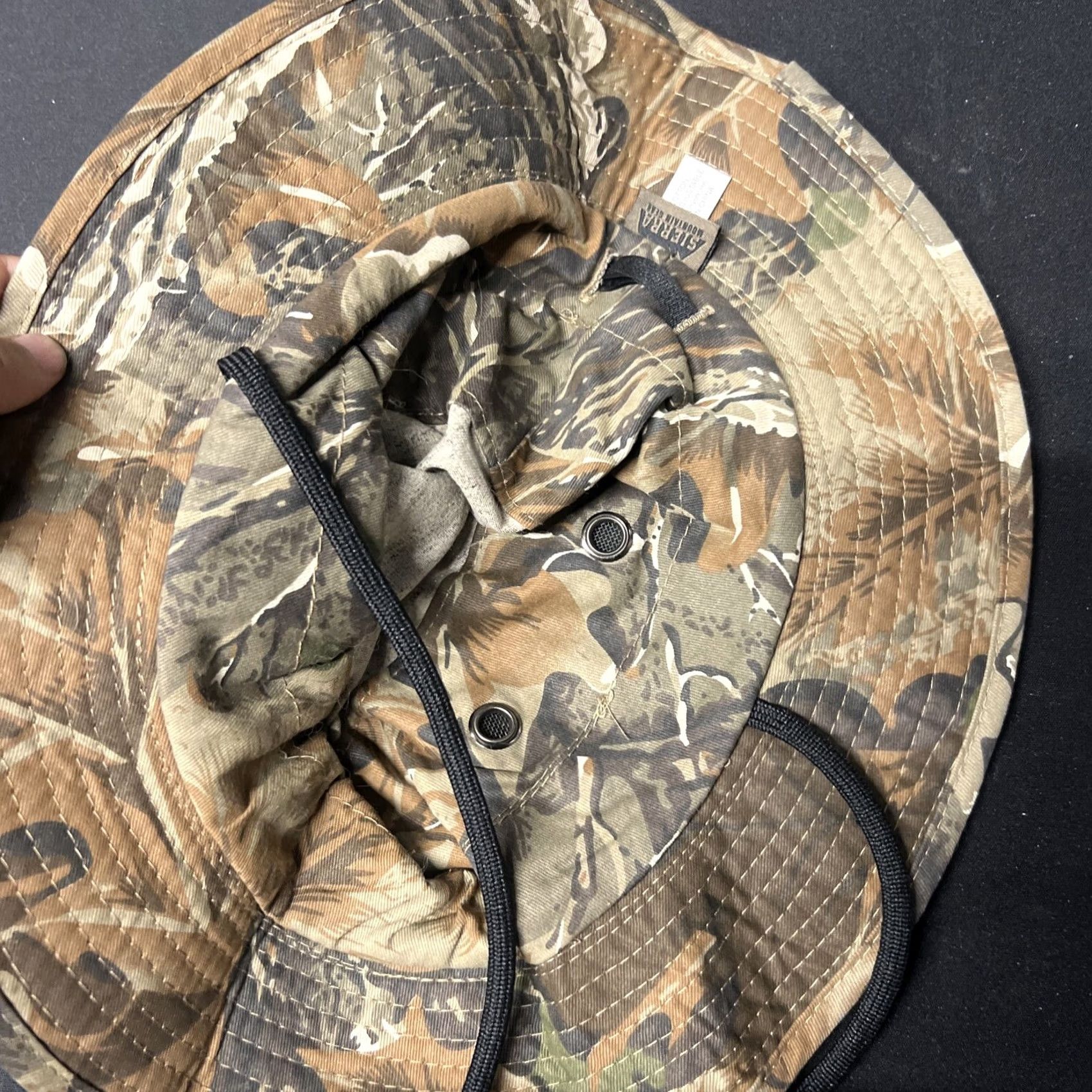 Vintage Sierra Mountain Gear Bucket Hat Camouflage Adjustable Vented Chin Strap Men One Size Green Size ONE SIZE - 2 Thumbnail