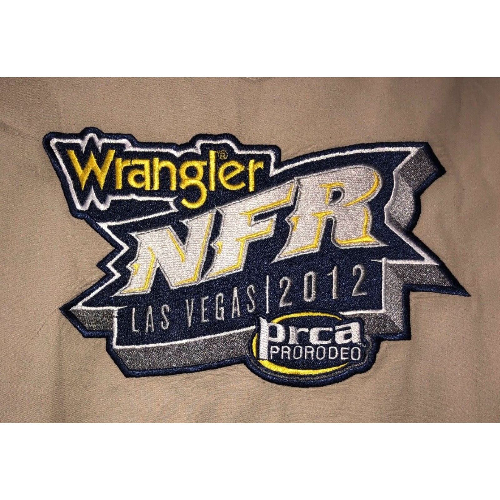 Wrangler Wrangler Beige Long Sleeve Button Front Shirt Adult Large Mens Size US L / EU 52-54 / 3 - 6 Thumbnail