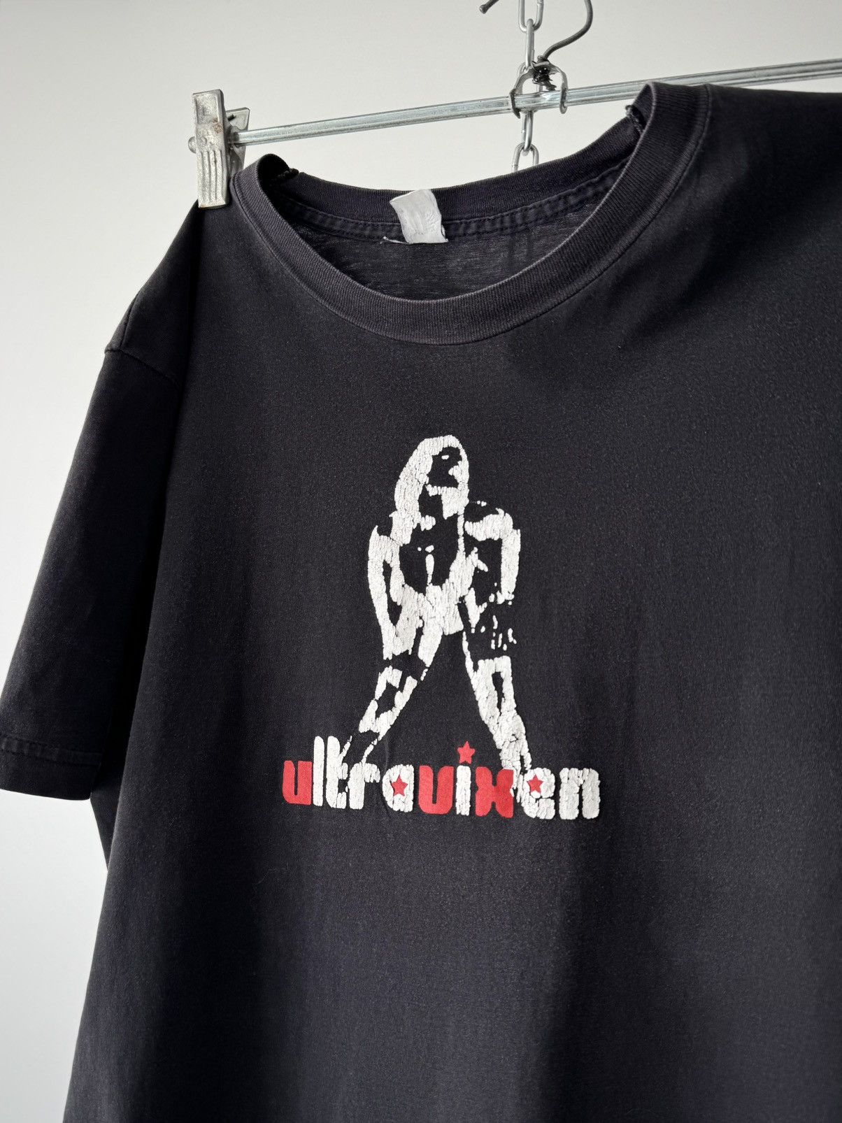 Band Tees Vintage 00s Ultravixen Band T-Shirt Size US M / EU 48-50 / 2 - 3 Thumbnail