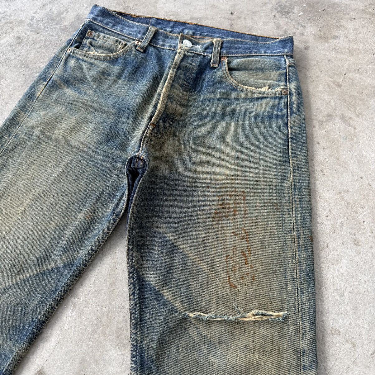 Levi's Vintage Clothing W30 Vintage Levi's 501 Rusty Button Fly Denim Jean Size US 30 / EU 46 - 6 Thumbnail