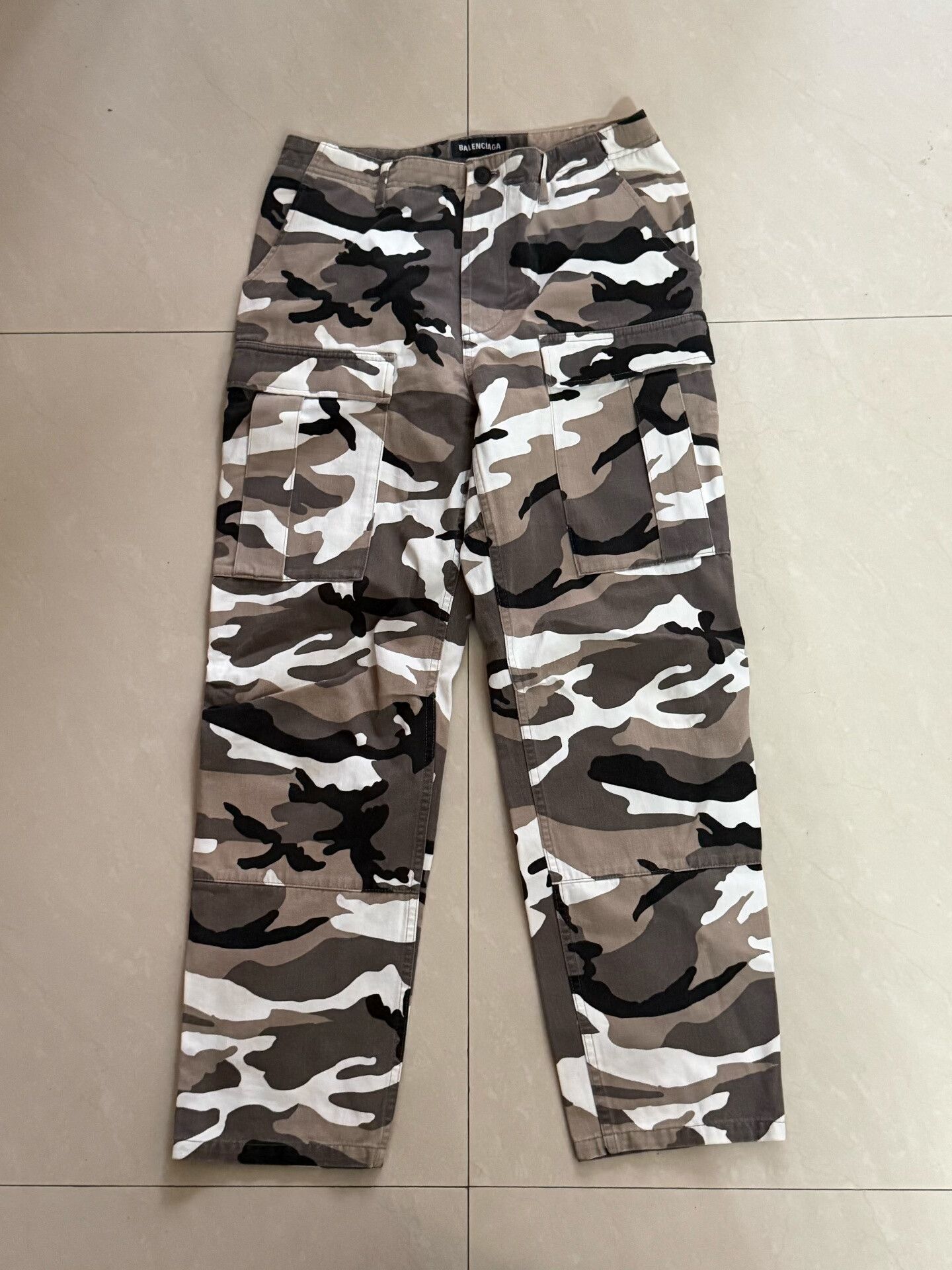 Balenciaga BALENCIAGA 2021 WINTER OVERSIZED CAMOUFLAGE KICK CARGO