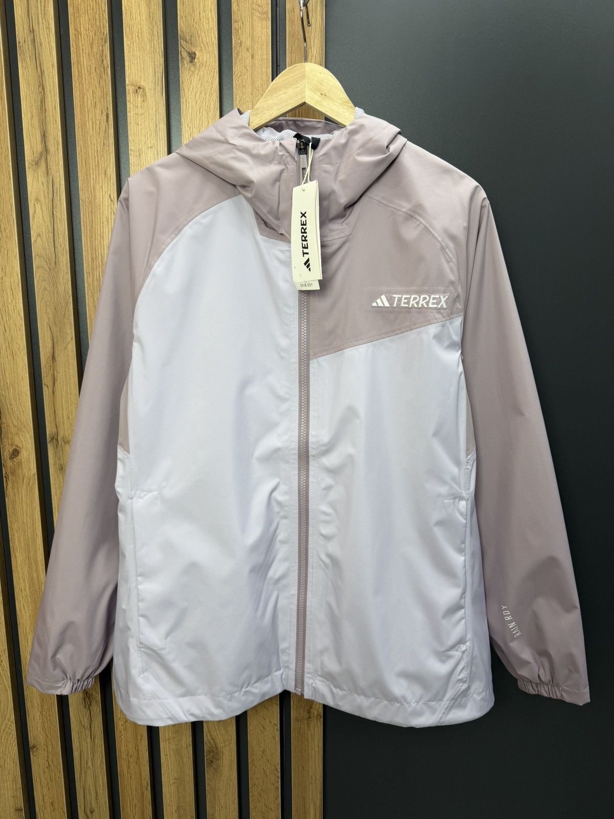 Adidas Adidas Terrex Multi 2L Rain.Rdy Jacket Purple Women’s Size XL / US 12-14 / IT 48-50 - 2 Thumbnail