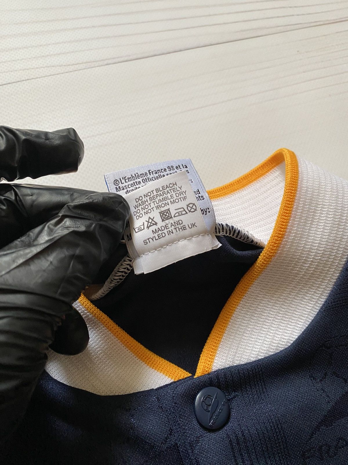 Vintage Vintage France 98 1994 World Cup football soccer jersey Size US M / EU 48-50 / 2 - 5 Thumbnail
