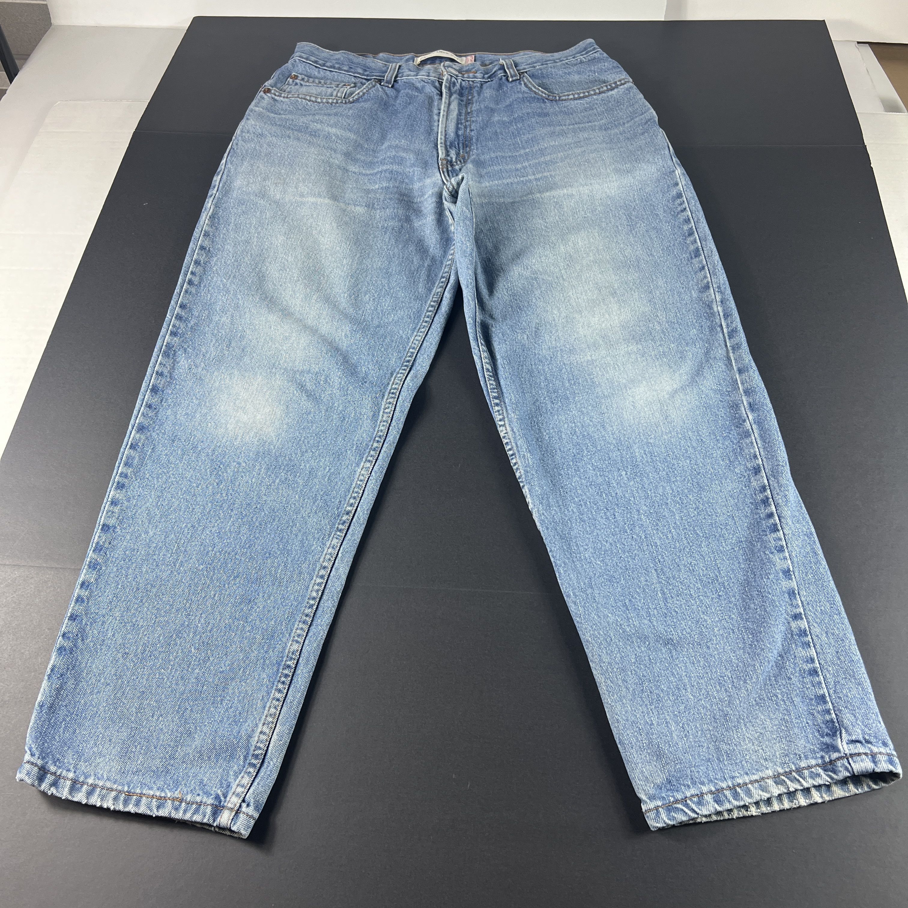 Levi's × Vintage Y2K Levi's Jeans 560 Loose Tapered Blue Faded Cotton Denim Size US 34 / EU 50 - 1 Thumbnail