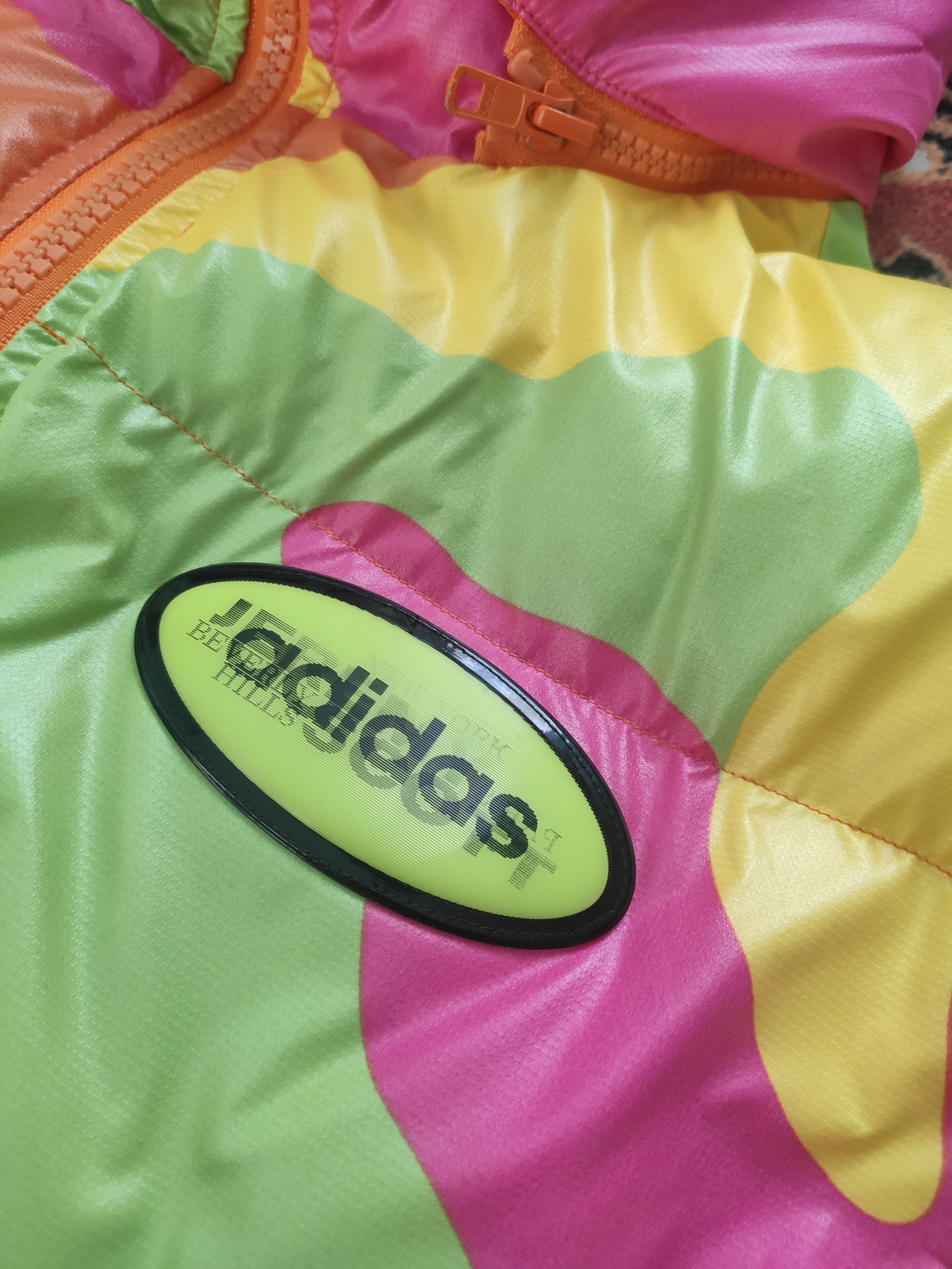 Adidas × Jeremy Scott Neon Camouflage puffer.Like Vetements or Balenciaga Size L / US 10 / IT 46 - 10 Thumbnail