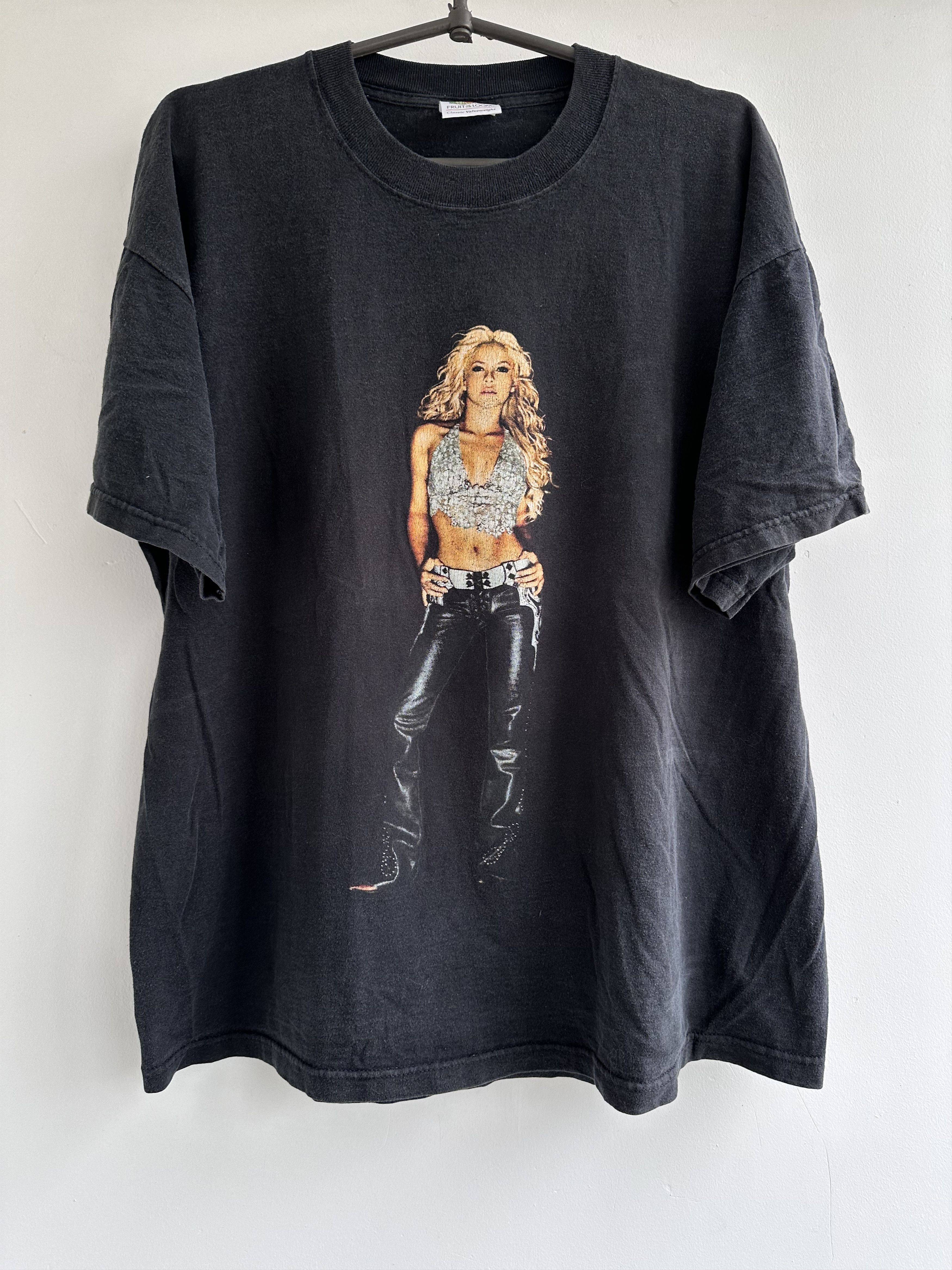 image of Band Tees x Vintage Shakira Vintage T Shirt 2002 in Black, Men's (Size XL)