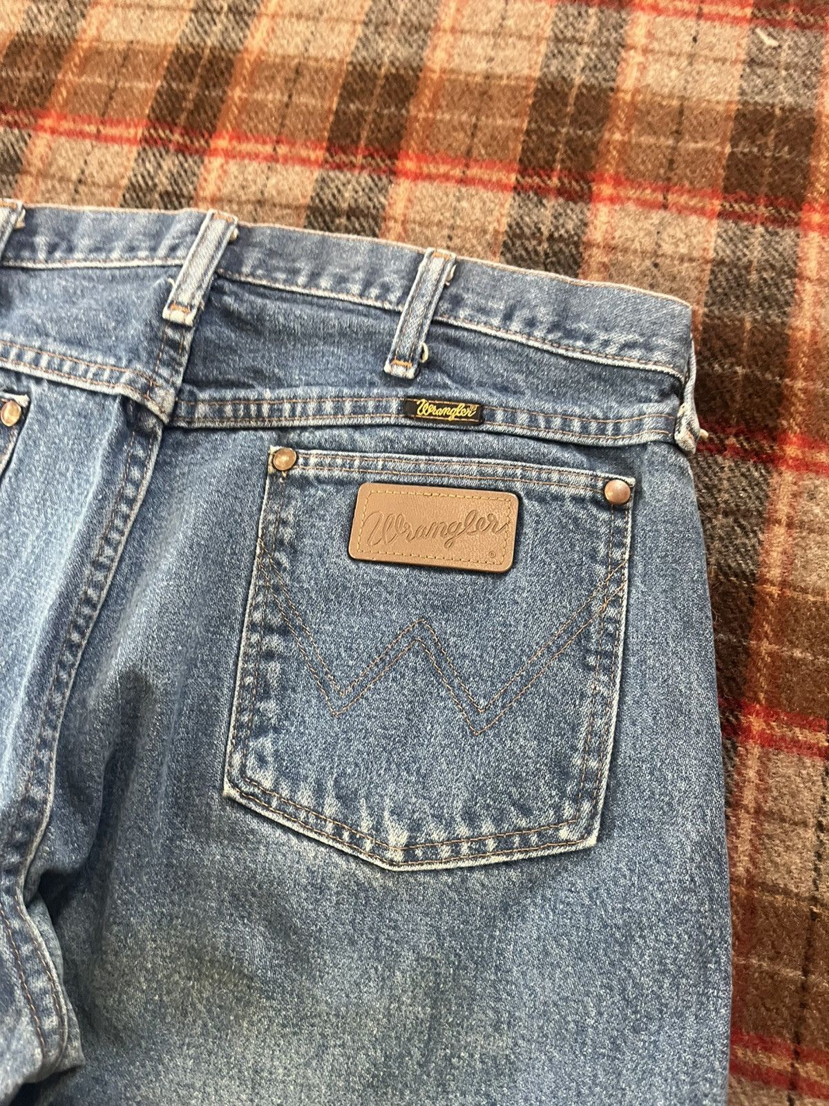 Wrangler Vintage 90’s made in USA Wrangler Cut medium washed jeans Size US 32 / EU 48 - 11 Thumbnail