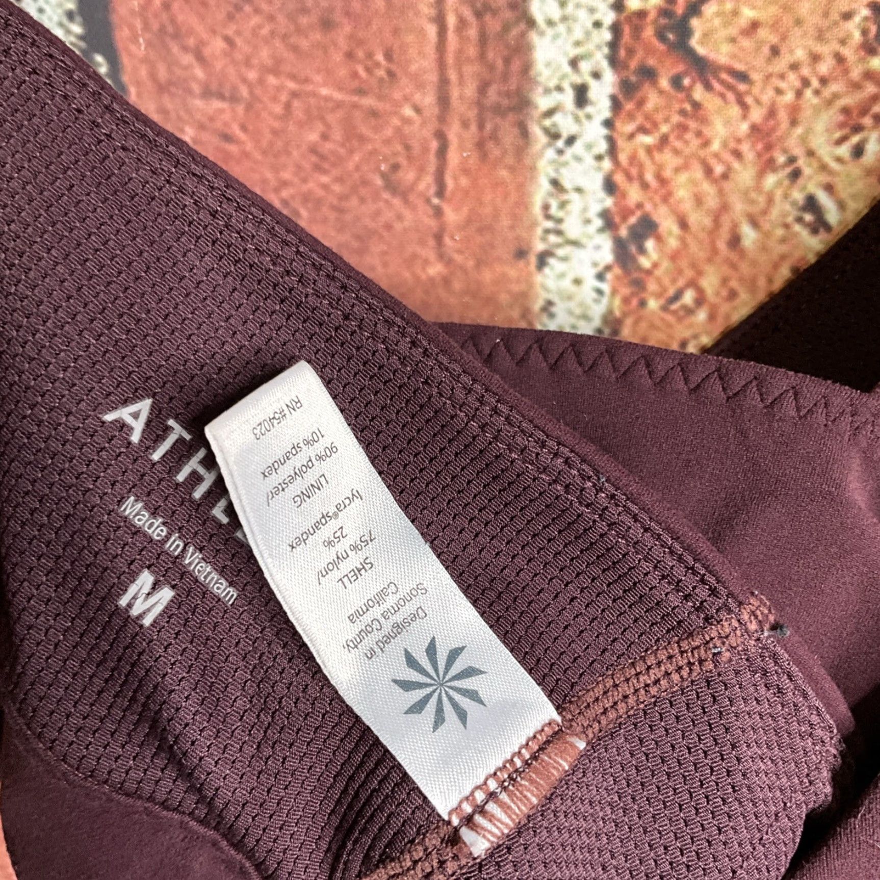 Athleta Athleta Women Sports Bra Medium Red Maroon Size ONE SIZE - 4 Thumbnail