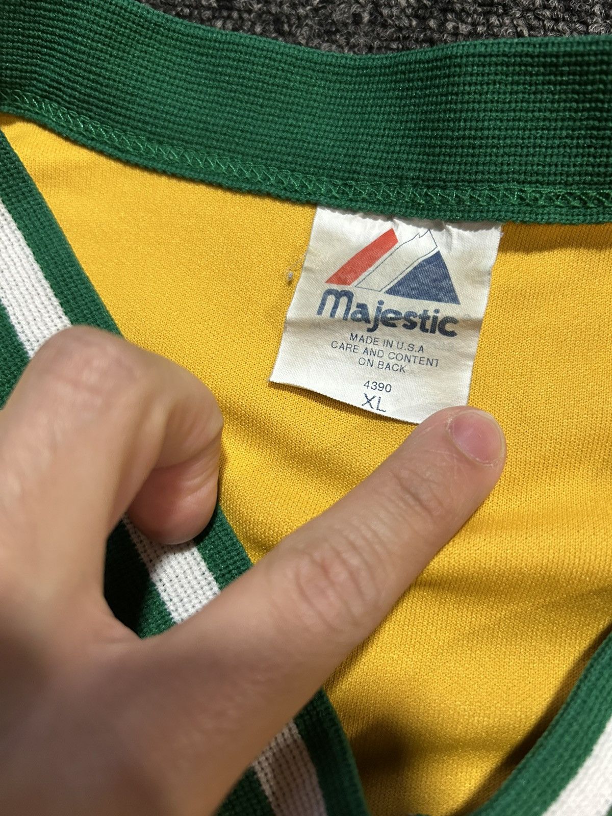 Majestic × Vintage MLB Oakland Athletics Majestic Jersey Yellow Size US XL / EU 56 / 4 - 3 Thumbnail
