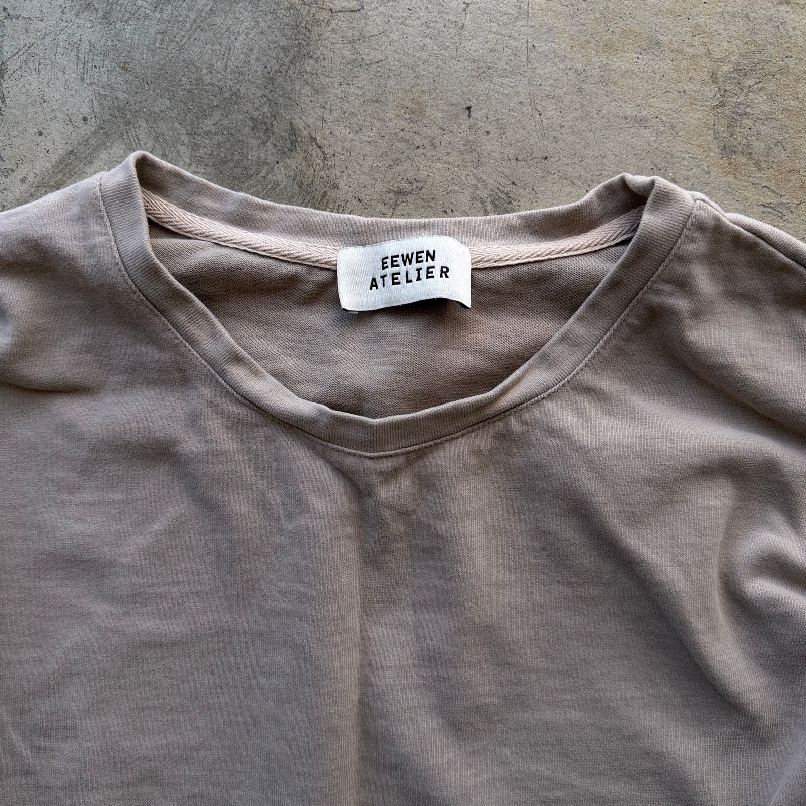 Other Designer EEWEN ATELIER Long Sleeve Crewneck Shirt Taupe Size US L / EU 52-54 / 3 - 2 Thumbnail