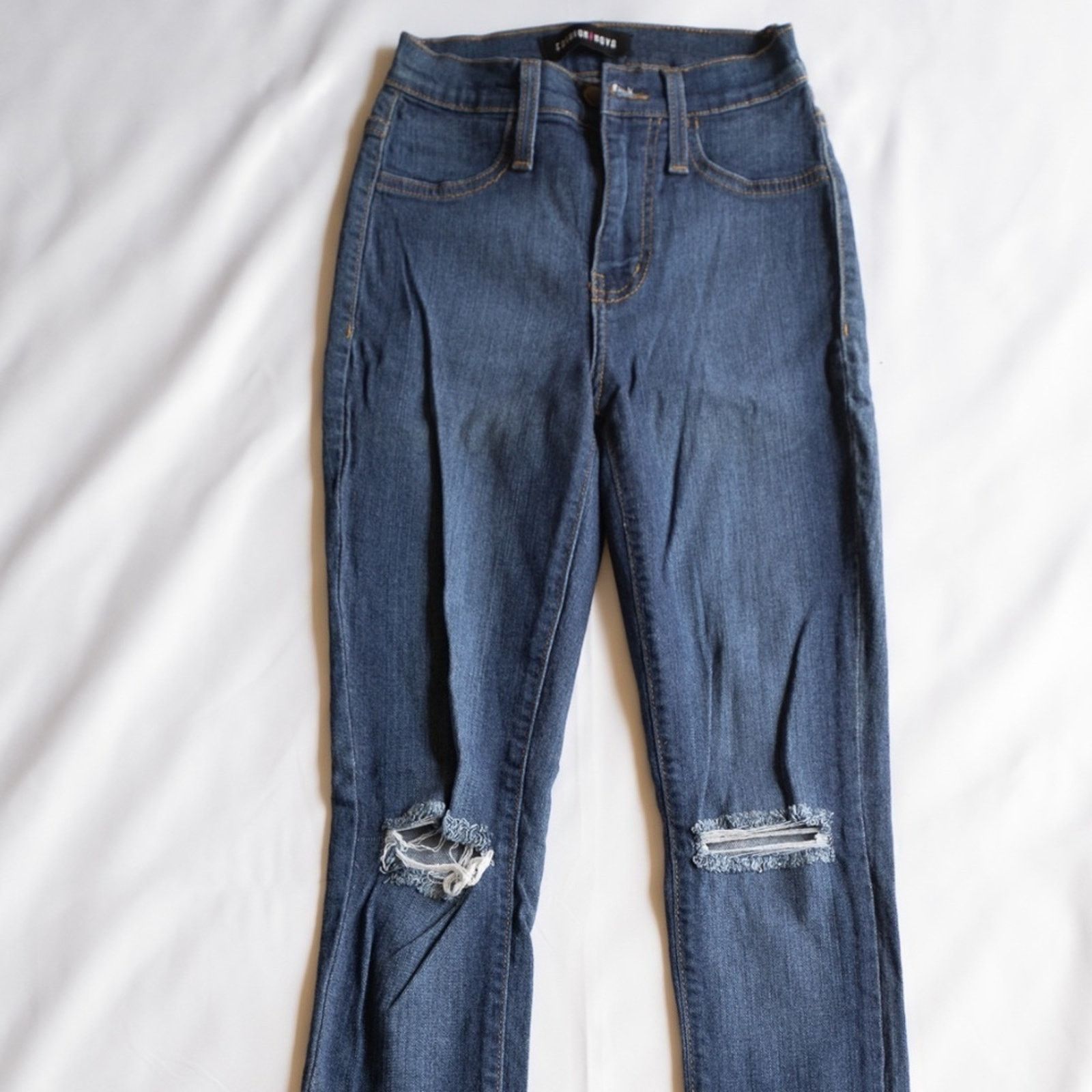 Other Fashion Nova Medium Dark Wash High Rise Destroyed Knee Jean Size 26" / US 2 / IT 38 - 4 Thumbnail