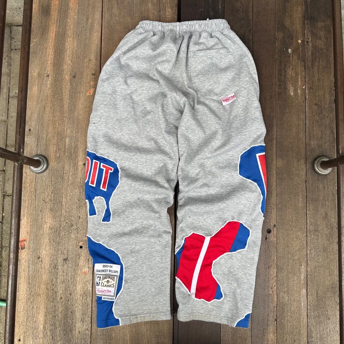 Other 2000s Detroit Pistons Billups Rework Sweatpants Size US 34 / EU 50 - 2 Thumbnail