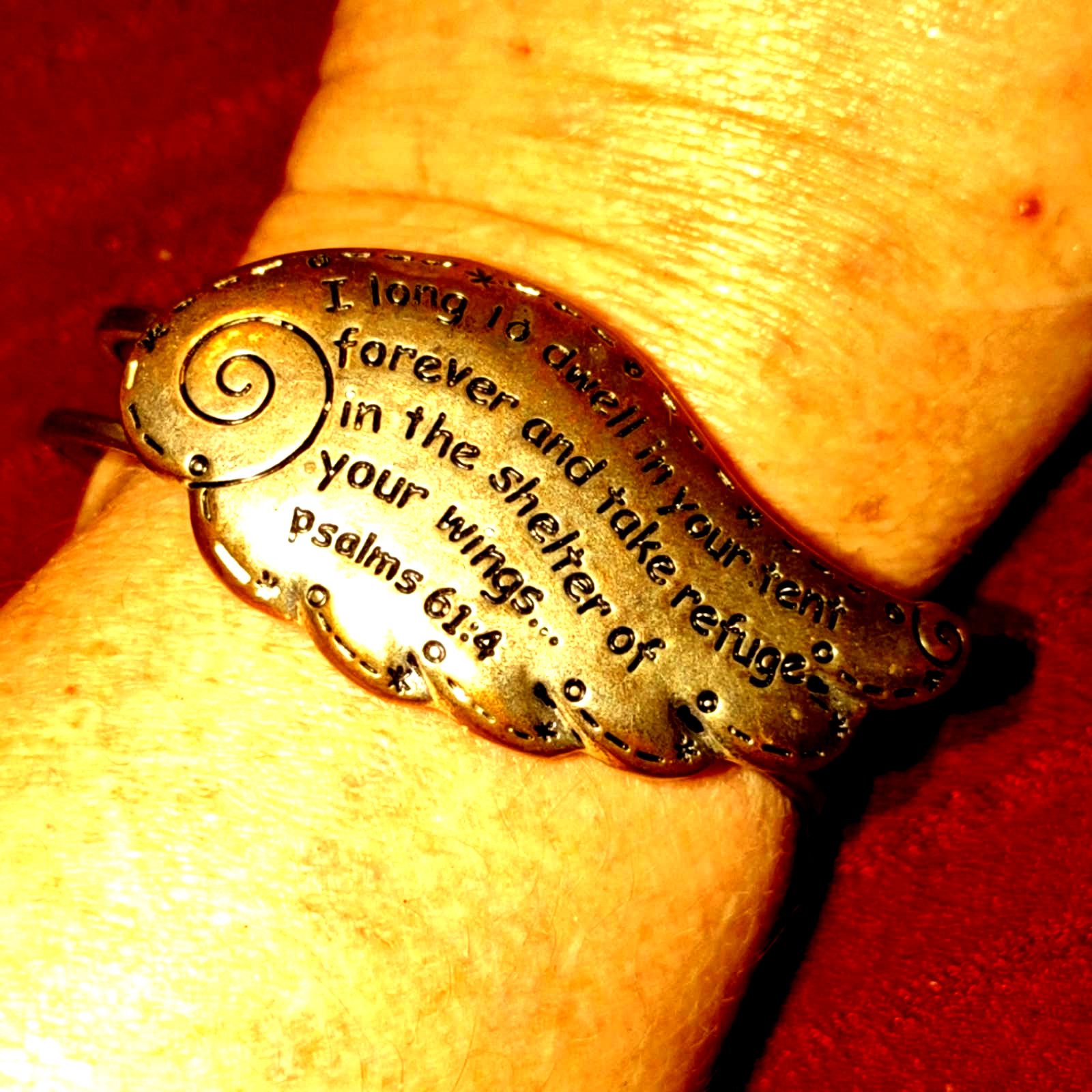 Vintage Gorgeous religious vtg gold Leaf clamp bracelet Psalms 61:4 Size ONE SIZE - 1 Thumbnail