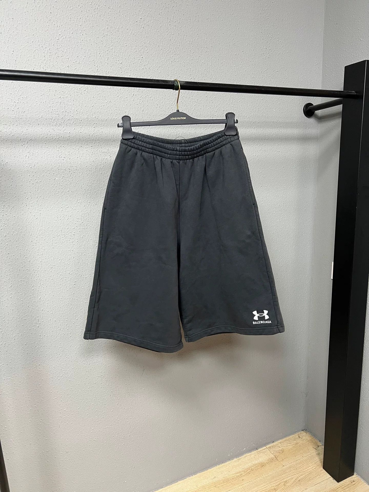 Balenciaga Balenciaga Men’s Gray Athletic Shorts Size S Size US 26 / EU 42 - 1 Thumbnail