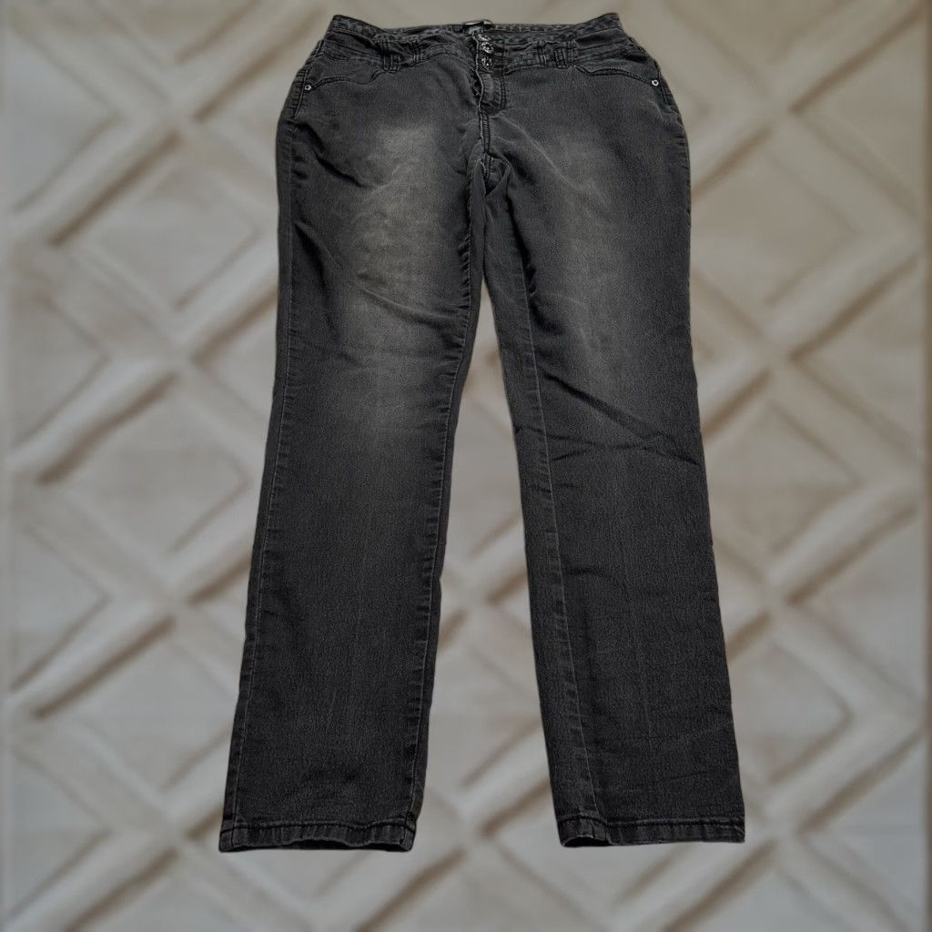Vintage Ashley Stewart Jeans Women 16 Black Dark Wash Straight High Rise Lightweight Stretch Denim Cotton Blend Size 38" / US 16 / IT 52 - 1 Thumbnail