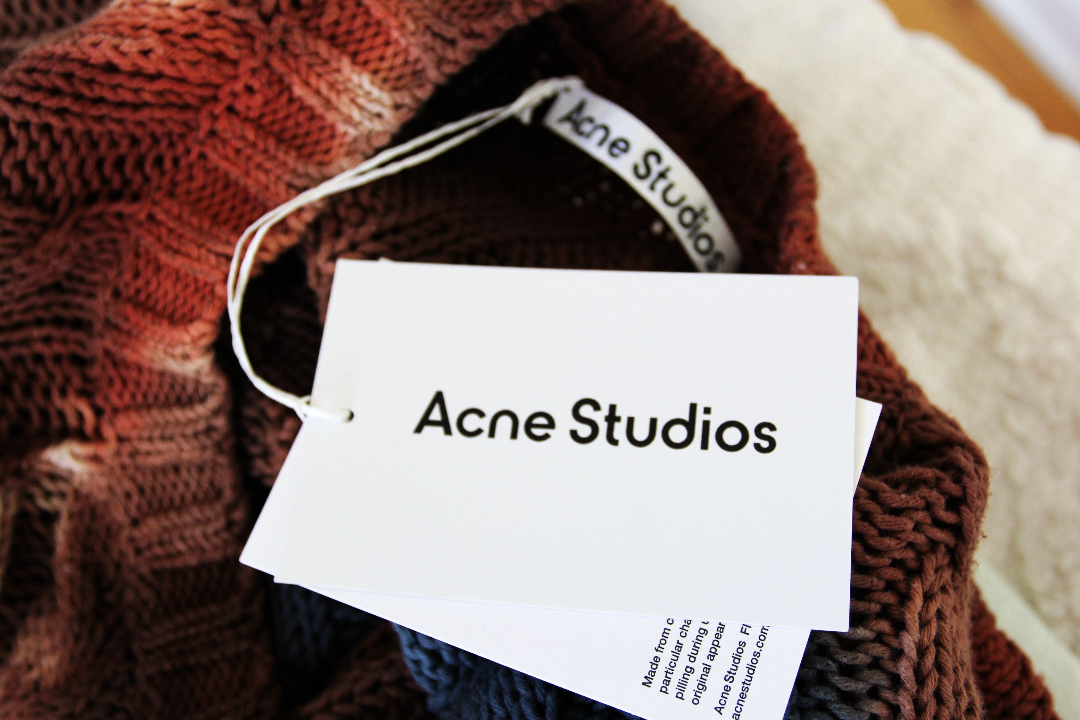 Acne Studios BNWT AW23 ACNE STUDIOS TIE-DYE CABLE KNIT SWEATER M Size US M / EU 48-50 / 2 - 8 Thumbnail