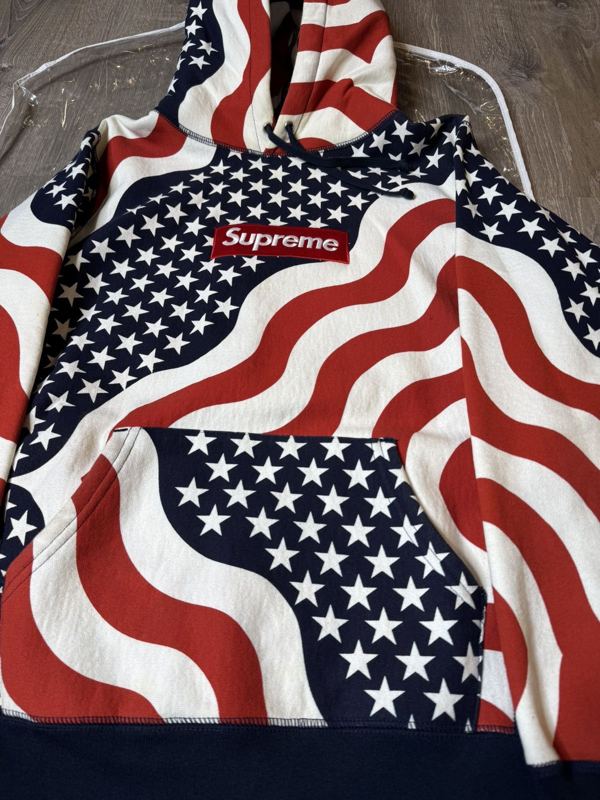 Supreme Supreme Box Logo Hoodie FW14 Size S American Flag Pattern Size US S / EU 44-46 / 1 - 6 Thumbnail