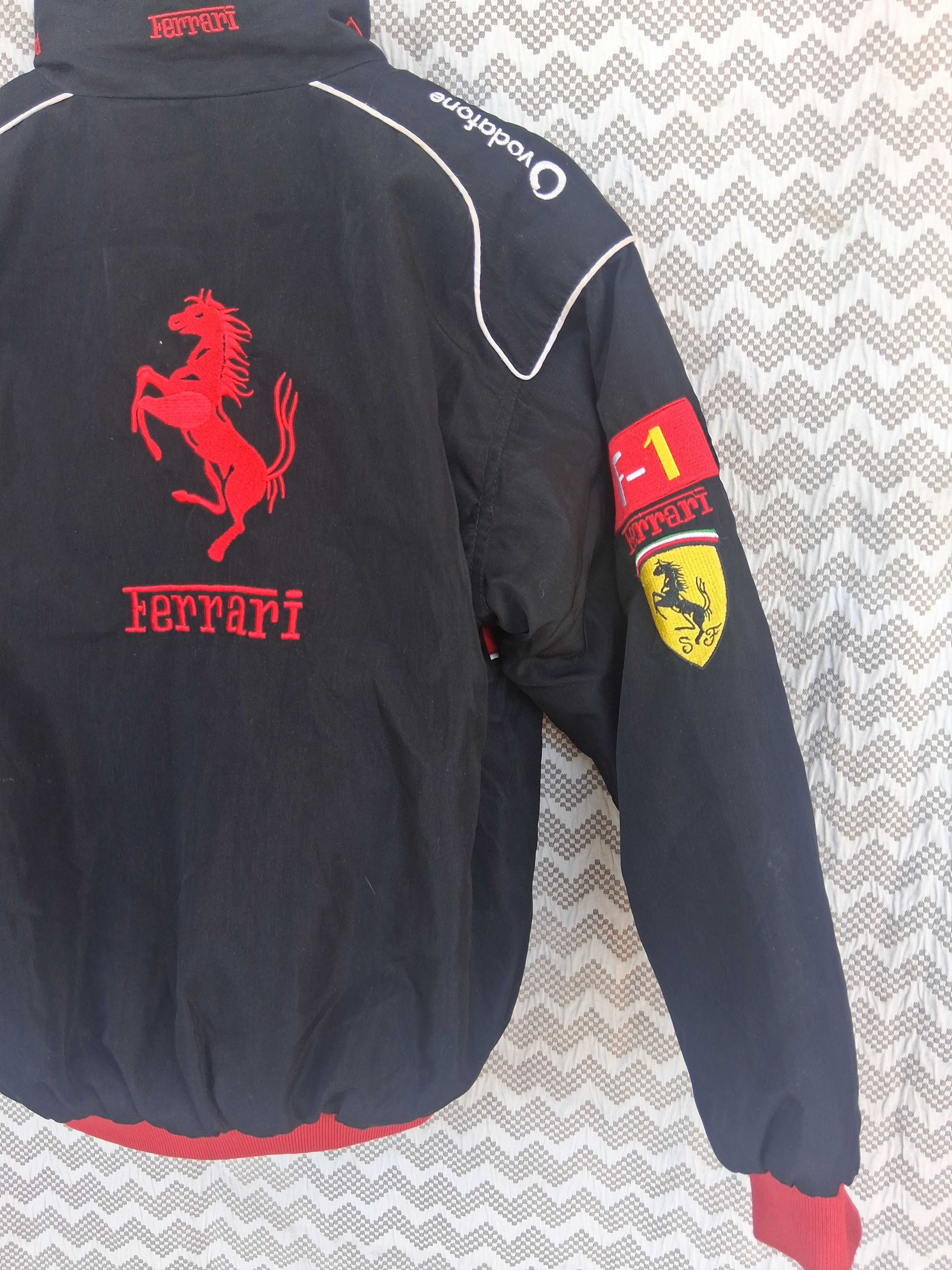 Ferrari Ferrari Racing Jacket with Vodafoen Sponsor Logo from 1990s Size US XS / EU 42 / 0 - 2 Thumbnail