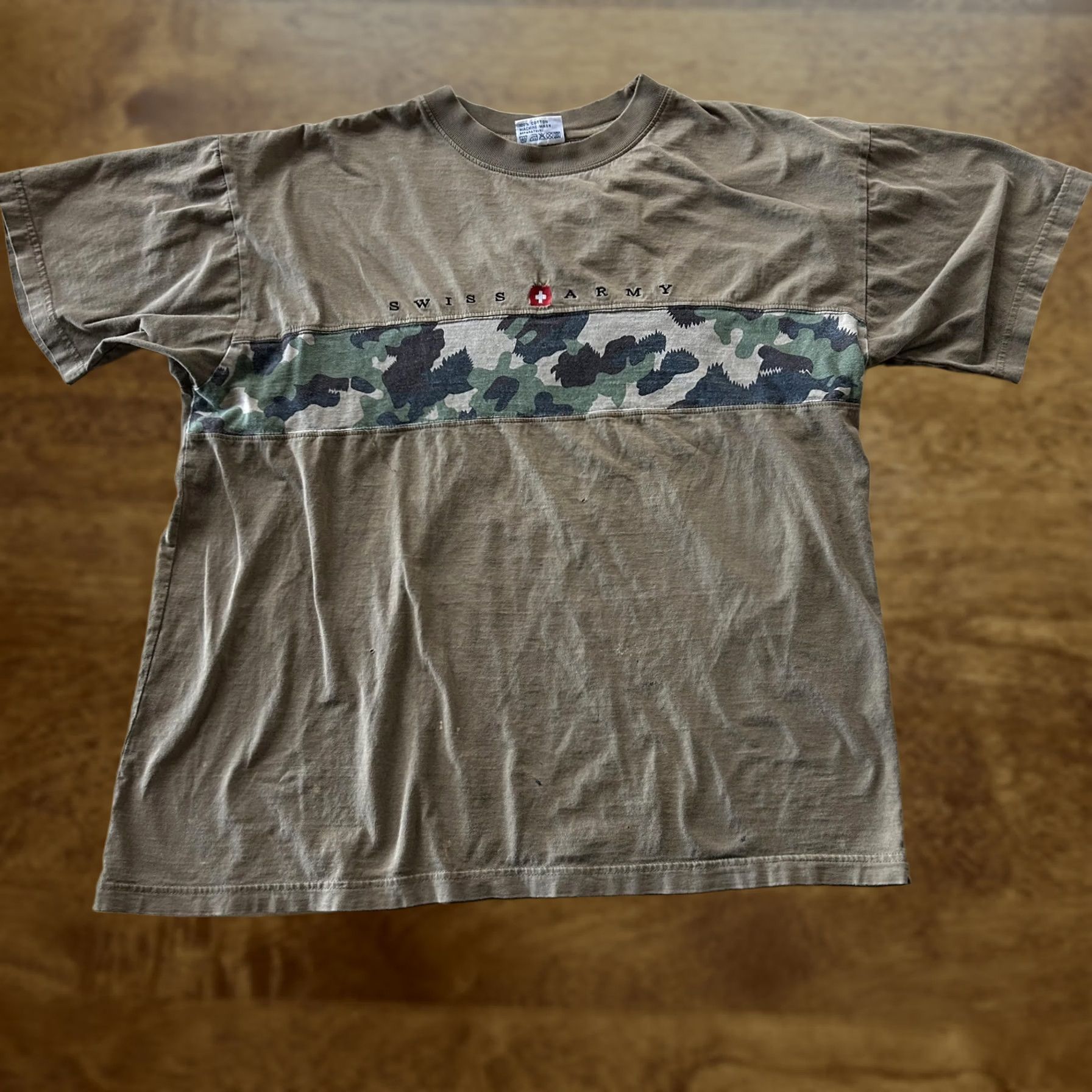 Logo 7 VINTAGE PROMOWEIL Mens Large Brown Camouflage Swish Army Logo Short Sleeve Tee Size US 33 - 1 Thumbnail