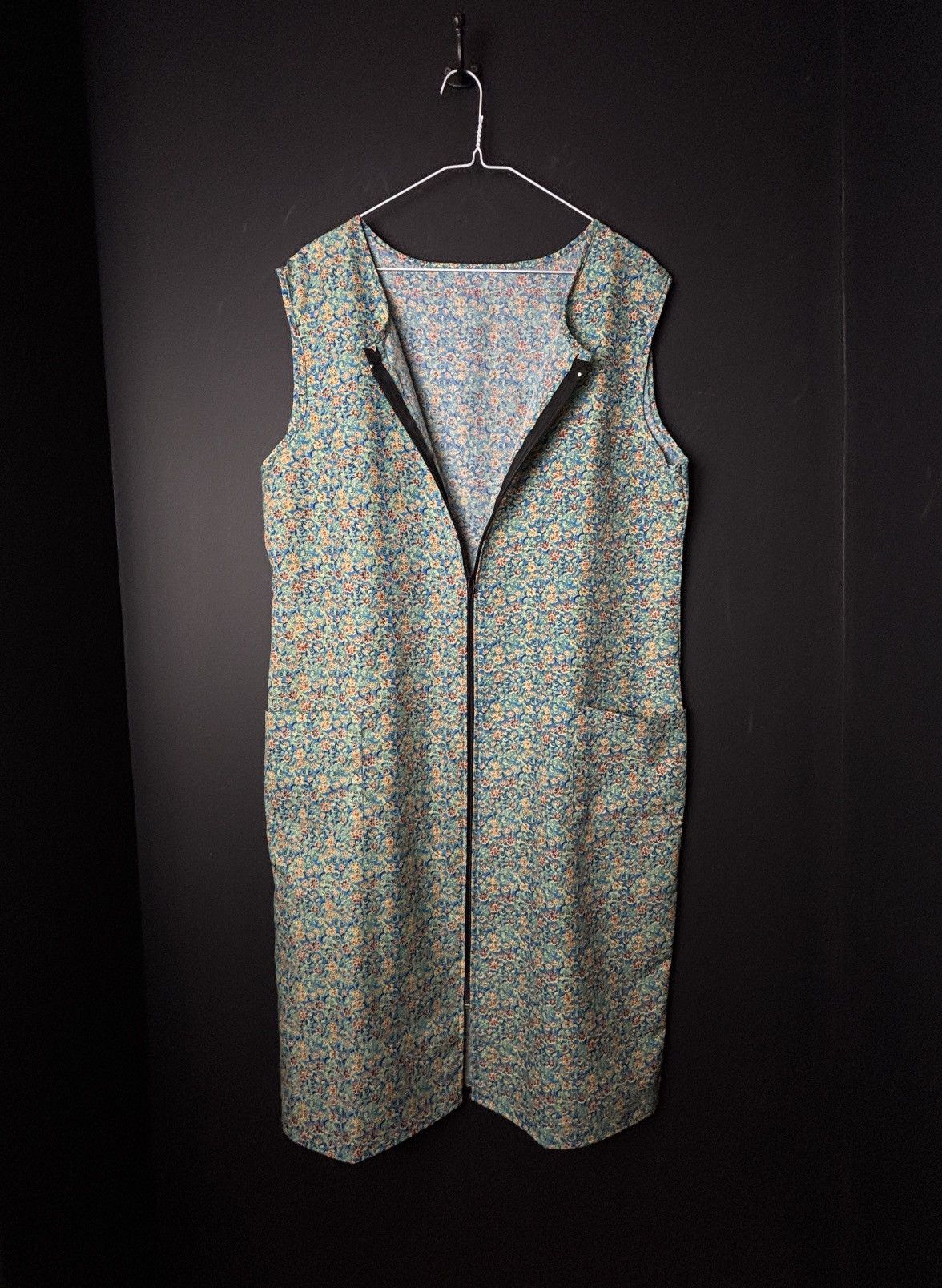 Vintage 1980s Lounge Dress Ugly Vintage Night Gown Zip Up Slip 70s Size ONE SIZE - 1 Thumbnail