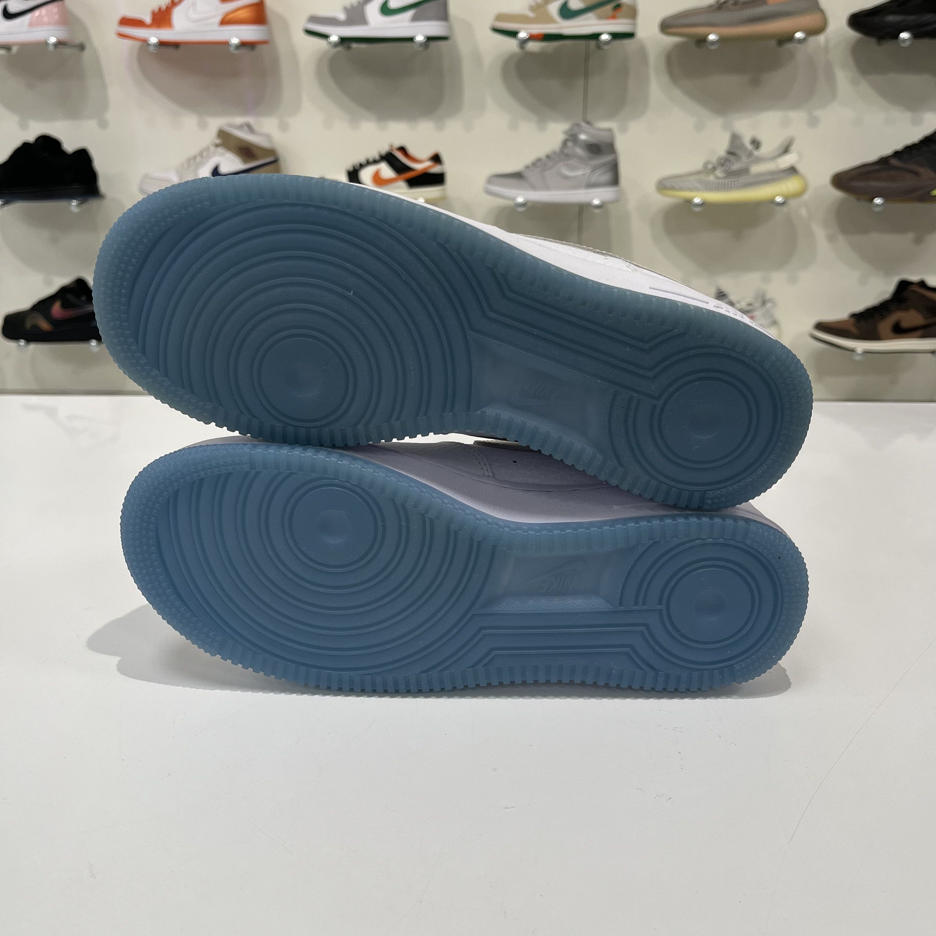 Nike Nike Air Force 1 Low UV Reactive Swoosh (W) Size US 8.5 / EU 41-42 - 7 Thumbnail