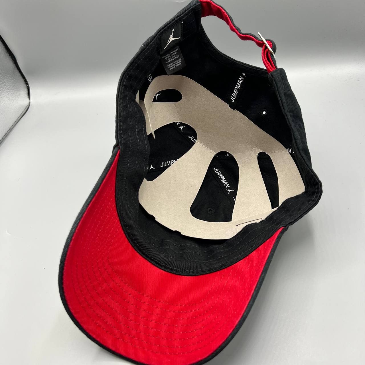 Jordan Brand Air Jordan Hat Men Embroidered Logo Strap Back Cap New Size ONE SIZE - 4 Thumbnail
