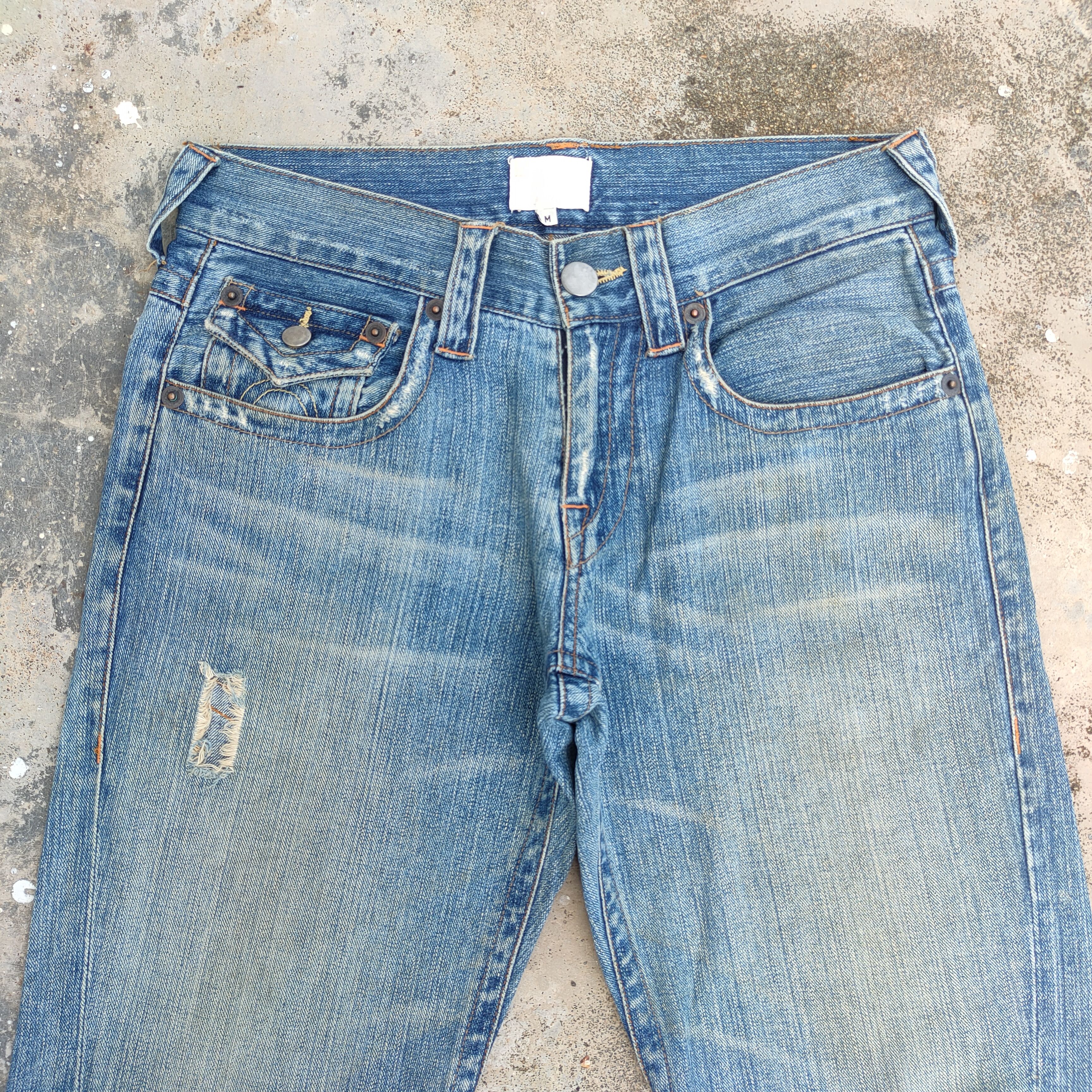 Japanese Brand FLARE VINTAGE JAPANESE FADED DISTRESSED JEANS DENIM PANTS Size US 32 / EU 48 - 3 Thumbnail