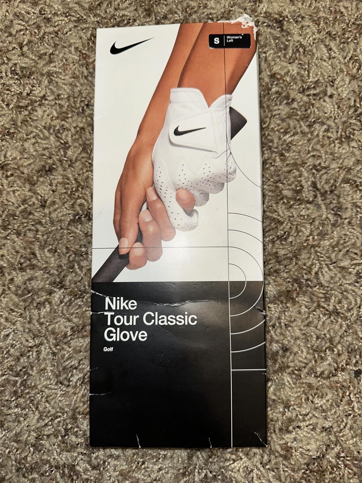 Nike Nike Tour Classic IV Golf Glove for Women Left Hand White Grailed