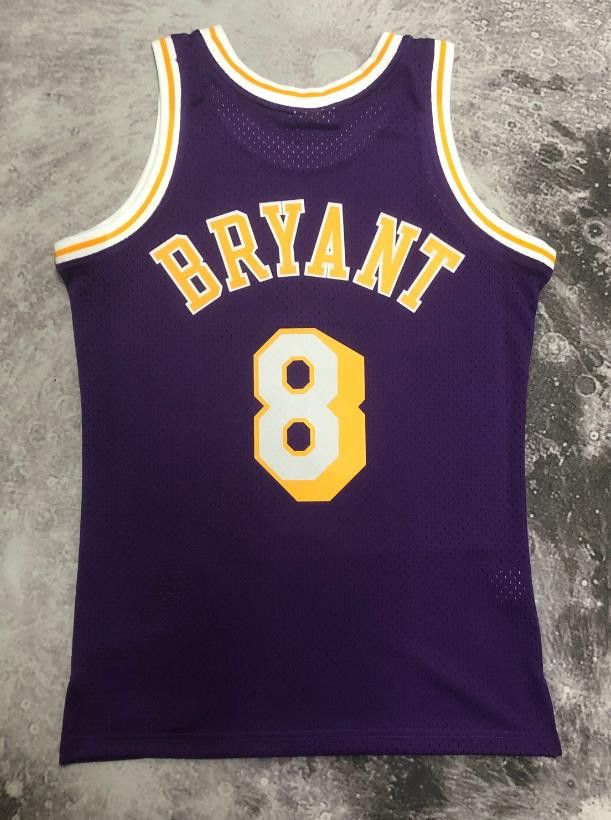 NBA 8 Kobe Bryant Jersey Vintage Laker Jersey Size US M / EU 48-50 / 2 - 2 Thumbnail