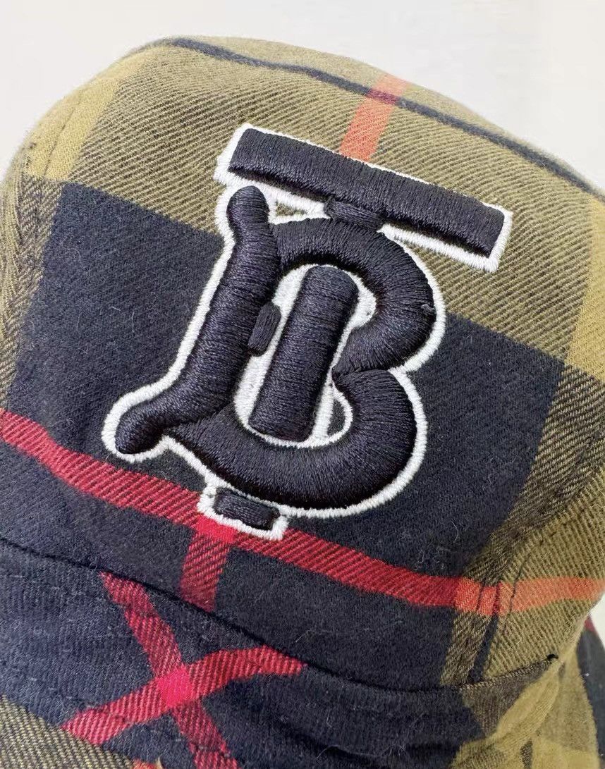 Burberry Burberry fisherman hat Size ONE SIZE - 2 Thumbnail