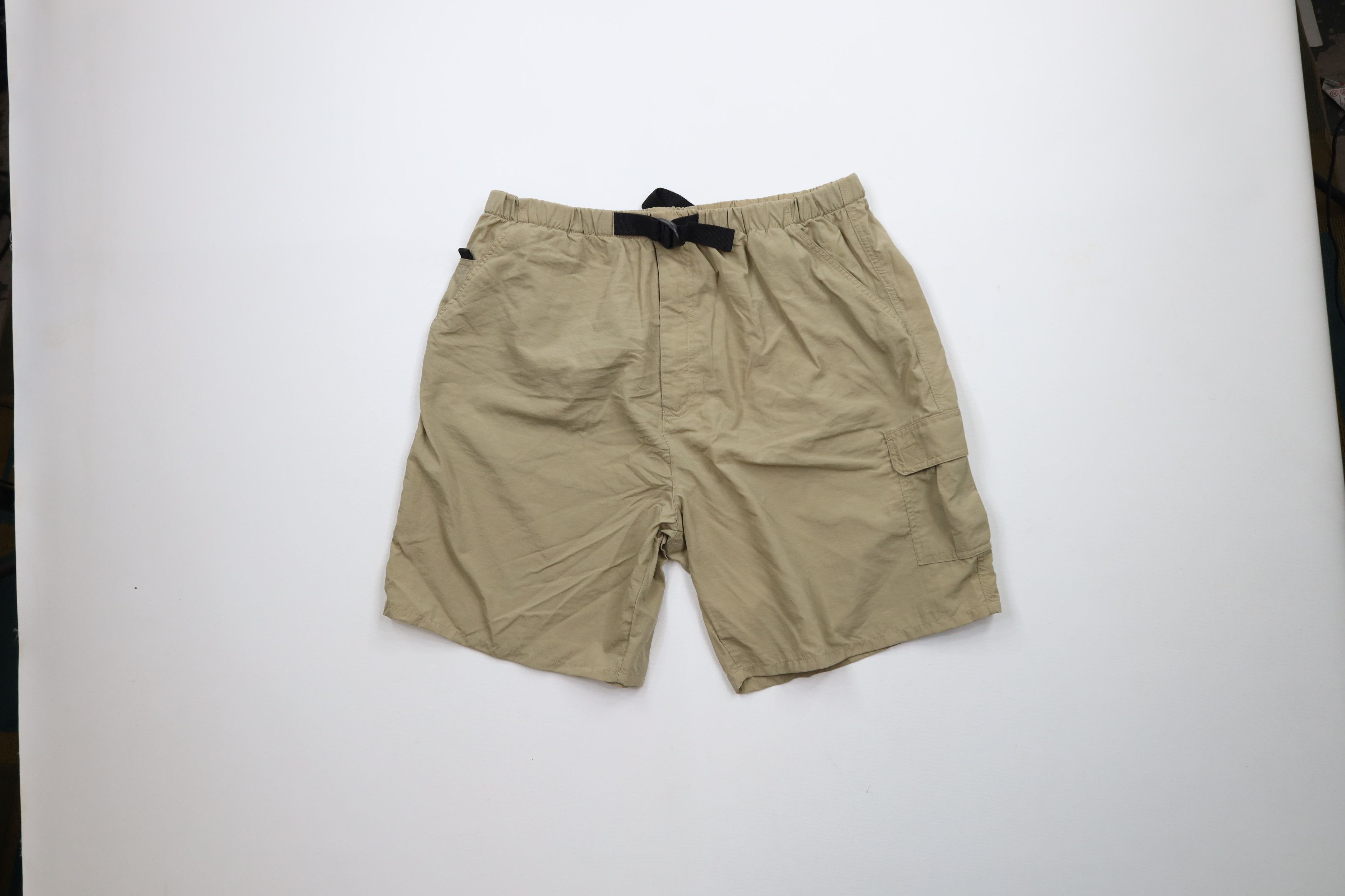 Universal Studios × Vintage Vintage 90s Universal Studios Cargo Shorts Beige Nylon Size US 38 / EU 54 - 1 Thumbnail