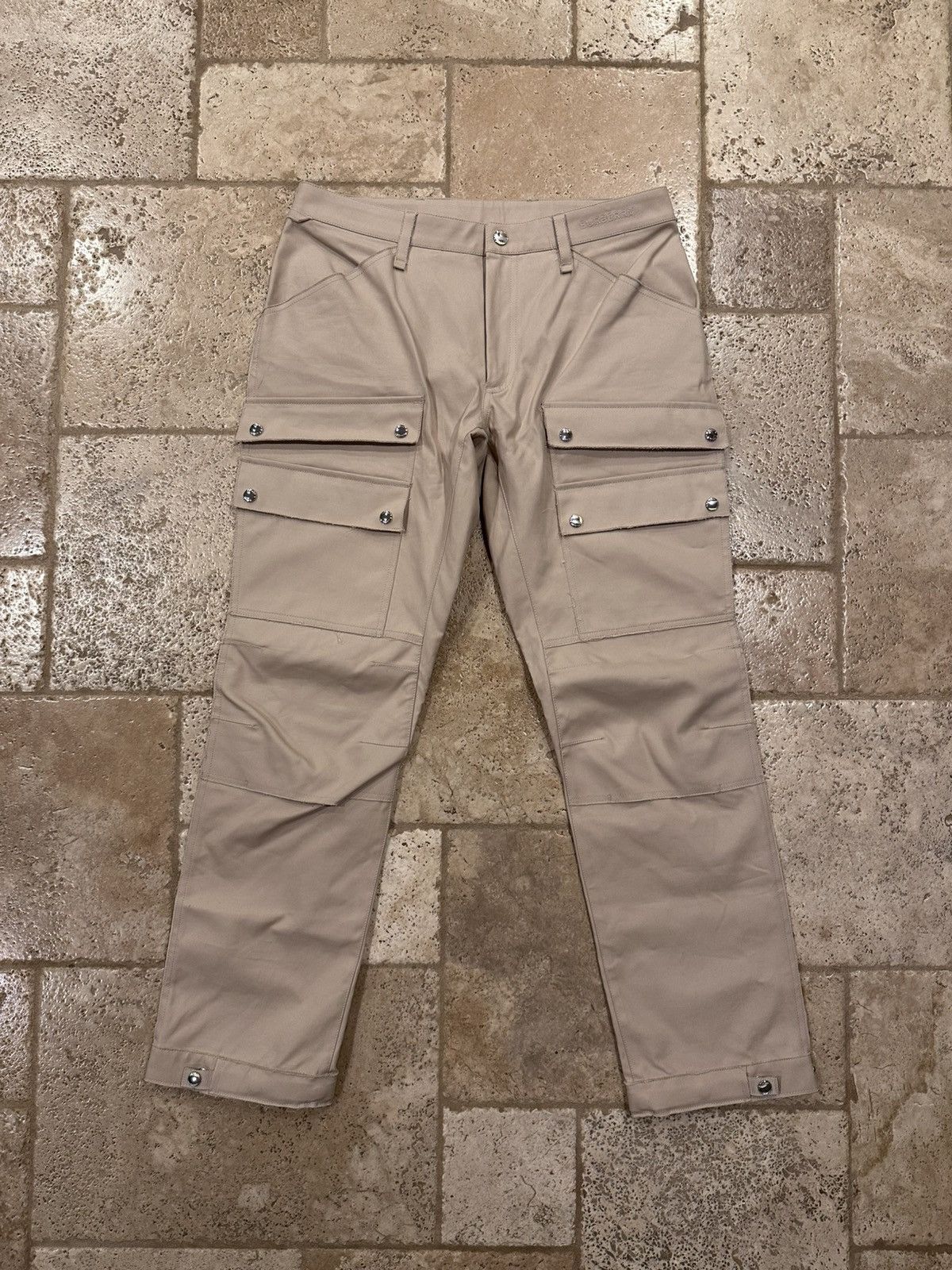 Burberry Burberry Embroidered Logo Tactical Tan Carmelo Cargo Pants Size US 33 - 4 Thumbnail