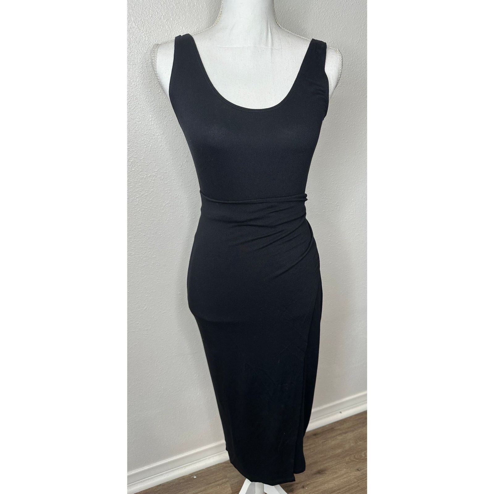 Vince Vince Black Faux Wrap Tank Midi Dress XS Sleeveless Jersey Size XS / US 0-2 / IT 36-38 - 1 Thumbnail