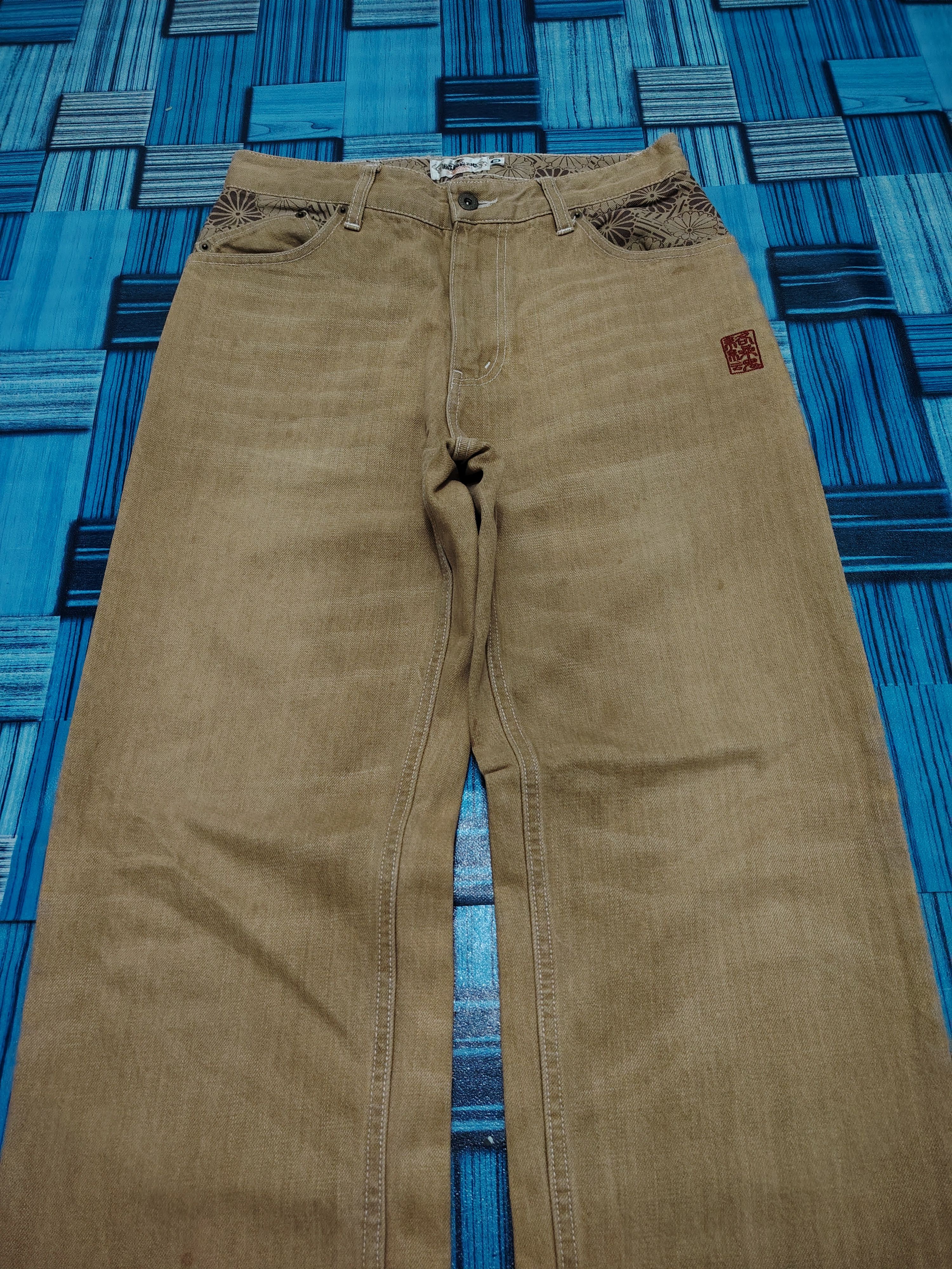 Karakuri Tamashii Rare Karakuri Tamashi Embroidered Flared Jeans back buckle Size US 29 - 3 Thumbnail