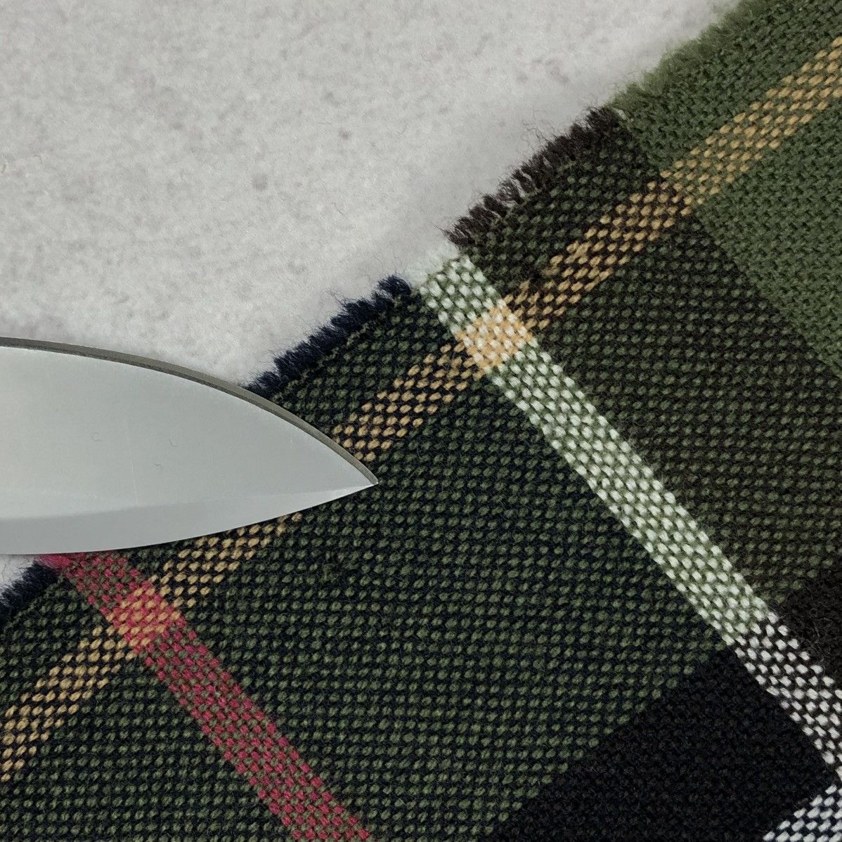 Barbour Barbour Tartan Scarf Extra Fine Merino Wool Size ONE SIZE - 9 Thumbnail