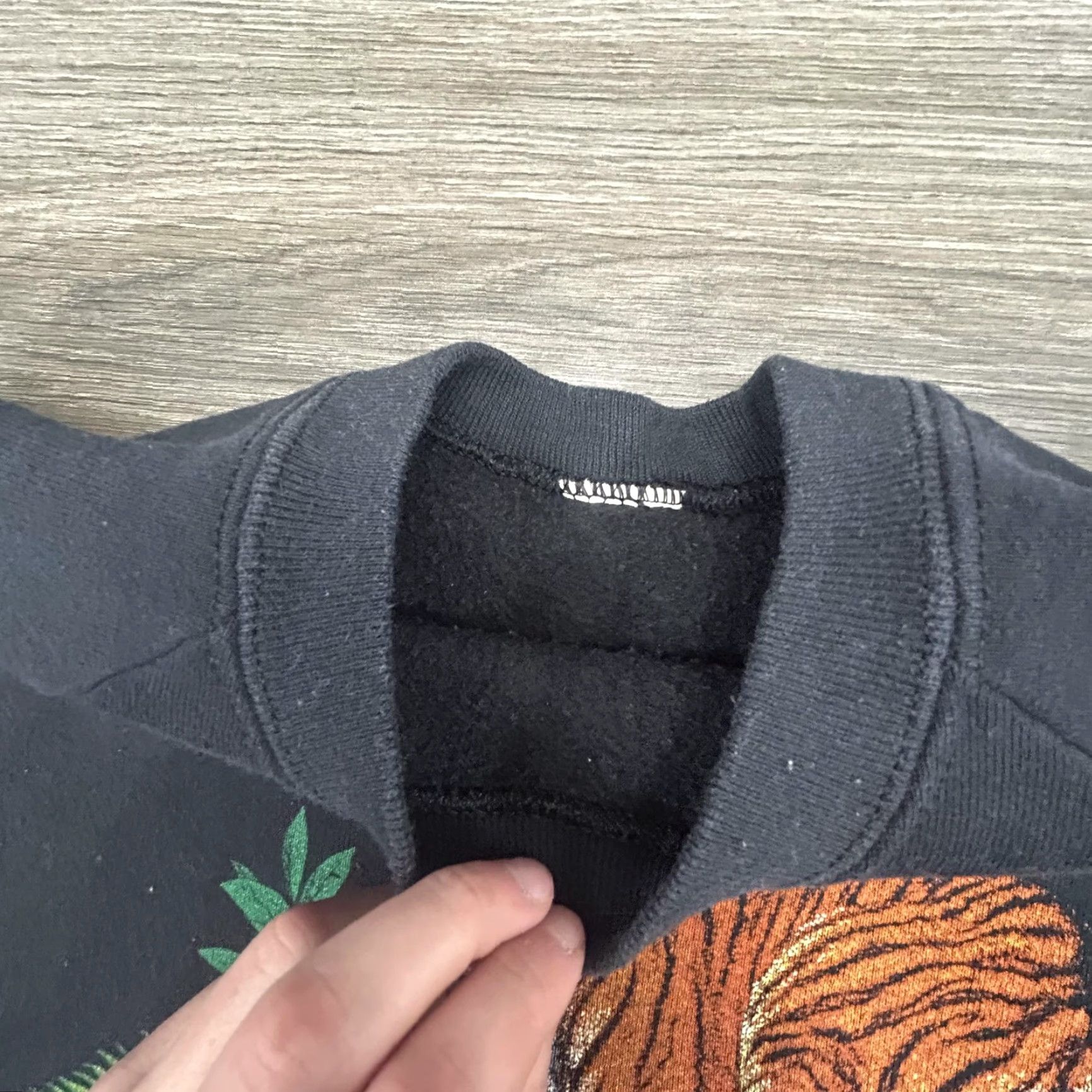 Hanes VINTAGE Tiger Sweatshirt Mens M Black Raglan Crew Neck Fleece Graphic Print 80s Nature USA Size US M / EU 48-50 / 2 - 5 Thumbnail