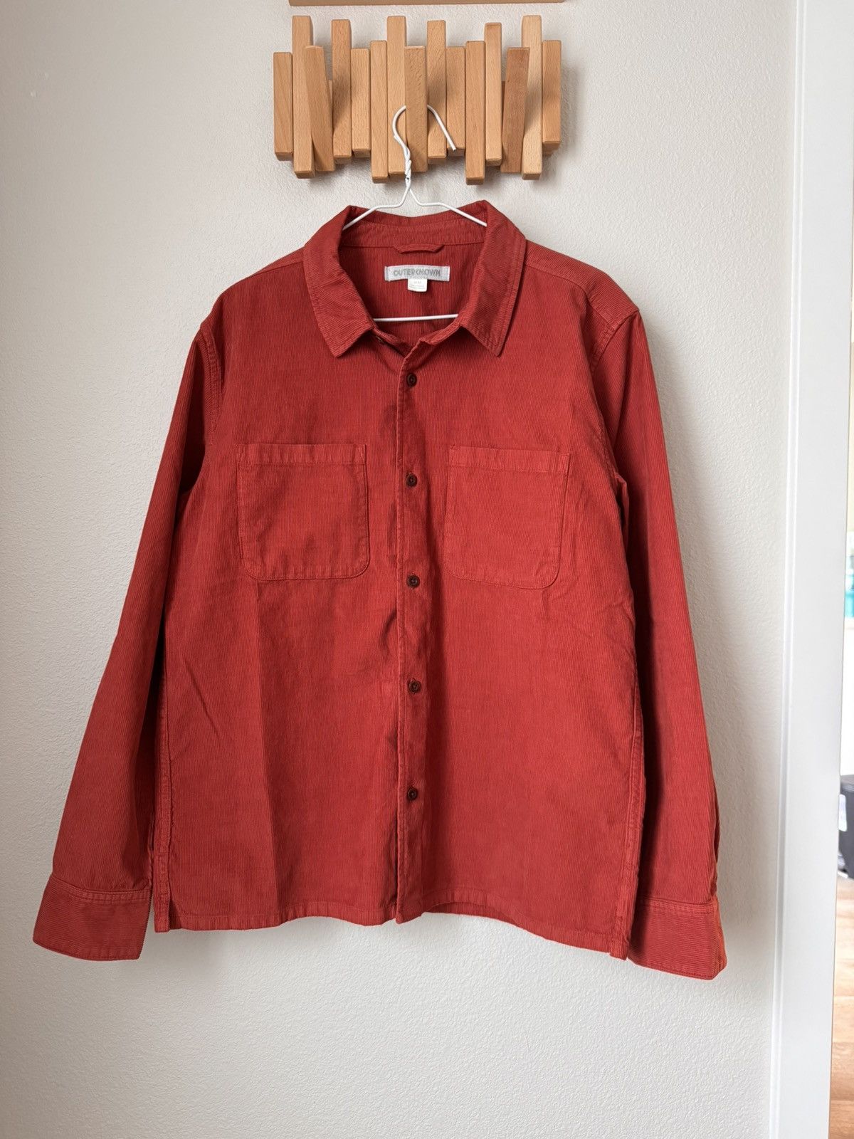 Outerknown Outerknown Townes Curduroy Shirt in Henna (M) Size US M / EU 48-50 / 2 - 1 Thumbnail