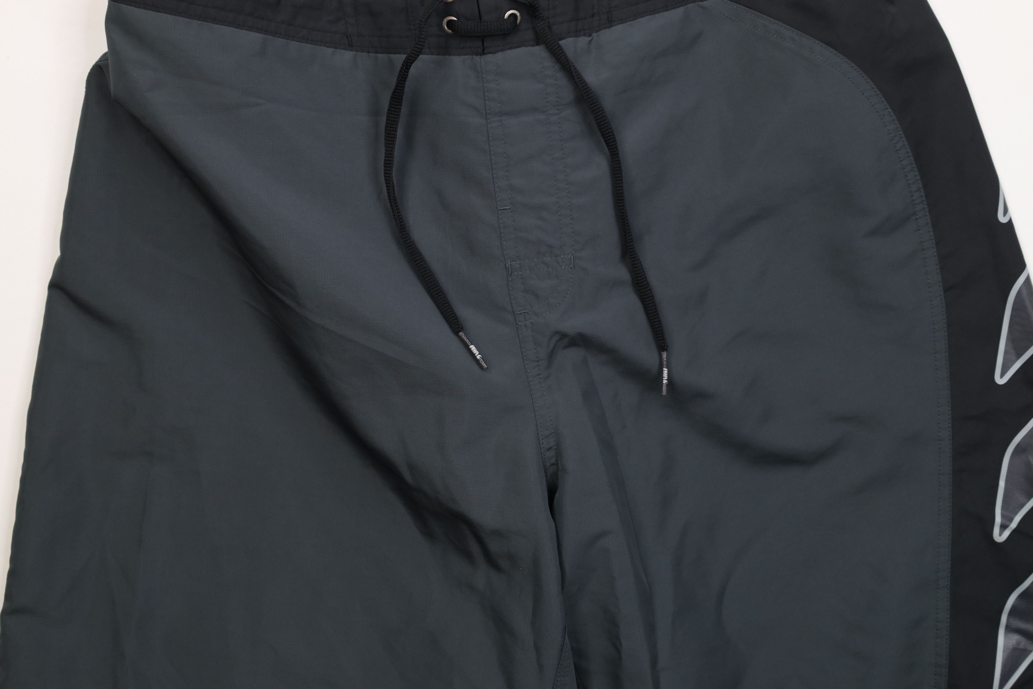 Nike Vintage Y2K Nike Mini Swoosh Lined Board Shorts Swim Trunks Size US 36 / EU 52 - 3 Thumbnail