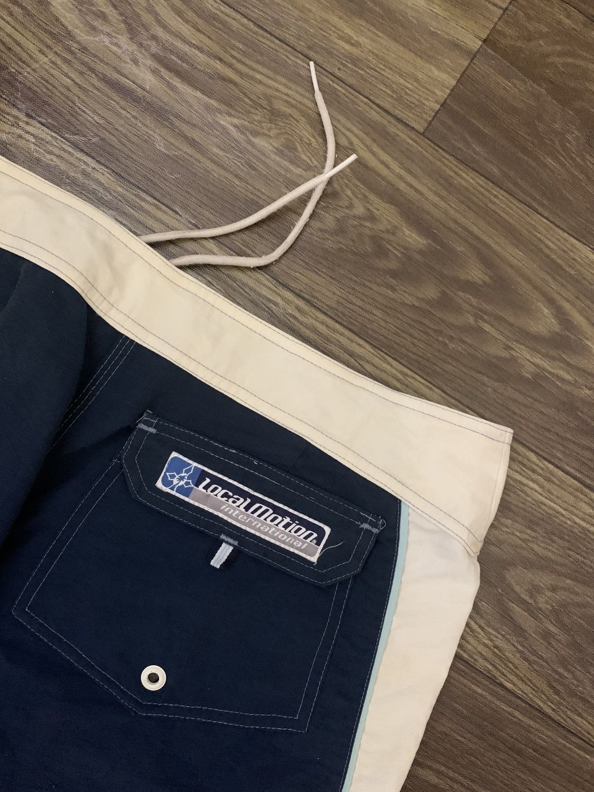 Japanese Brand Mens Sport Surf Pants LOCAL MOTION Japan Vintage 90s Y2K Size US 34 / EU 50 - 8 Thumbnail