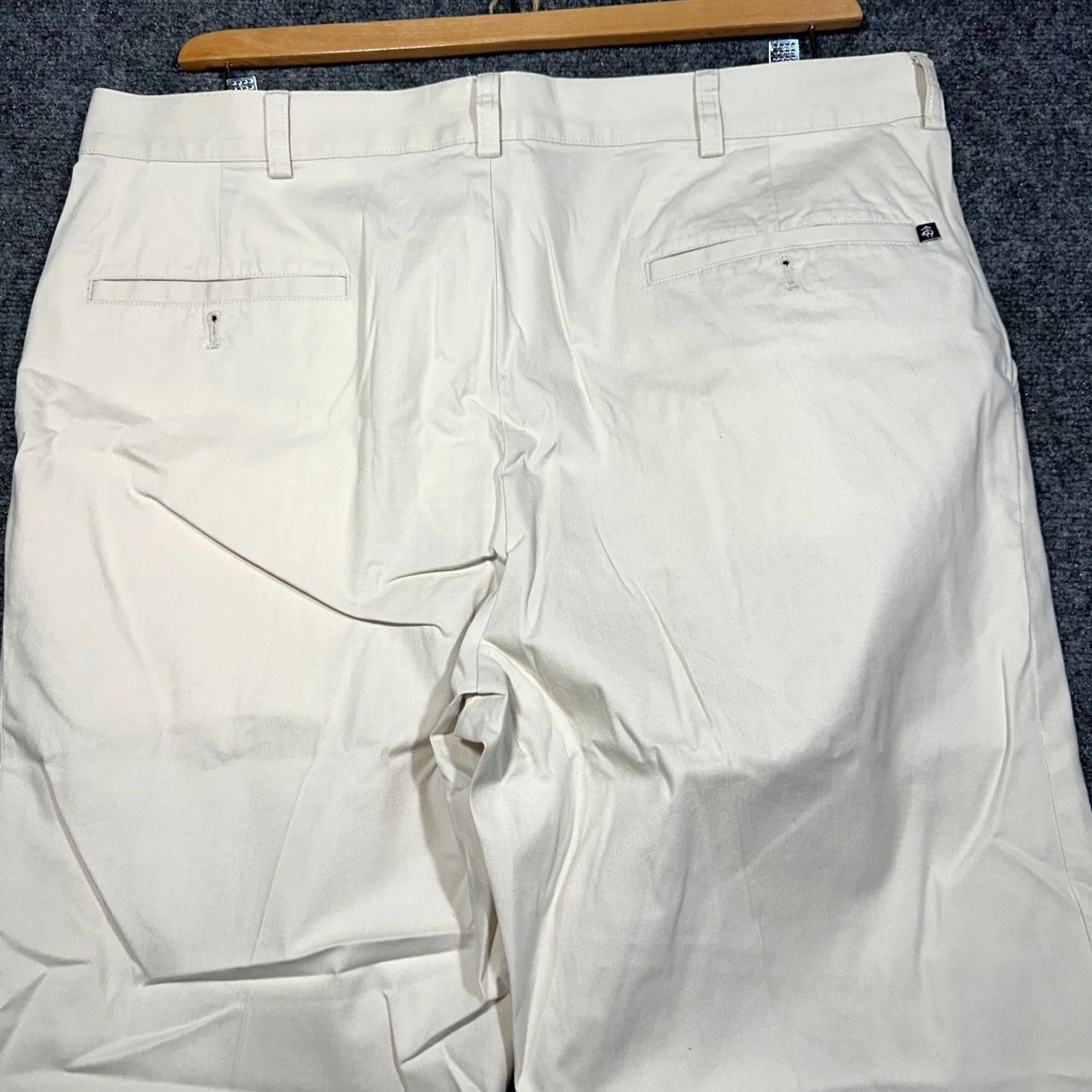 Brooks Brothers Brooks Brothers 346 Chino Pants Men Beige Cotton Straight Leg Pockets 38 Size US 38 / EU 54 - 7 Thumbnail