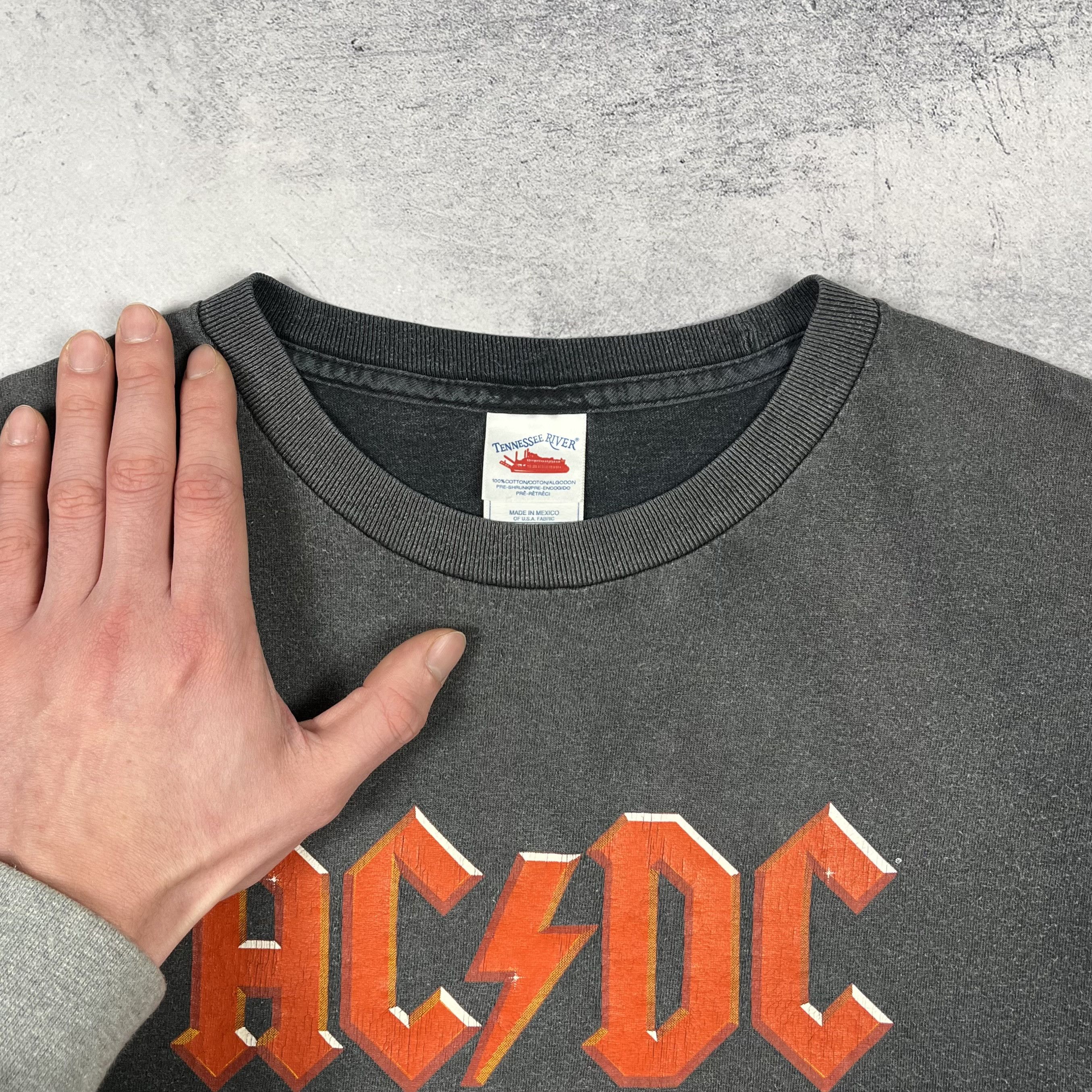 Band Tees Vintage AC/DC Rare Crazy Sunfaded Rock Band T Shirt 2003 Size US L / EU 52-54 / 3 - 12 Thumbnail