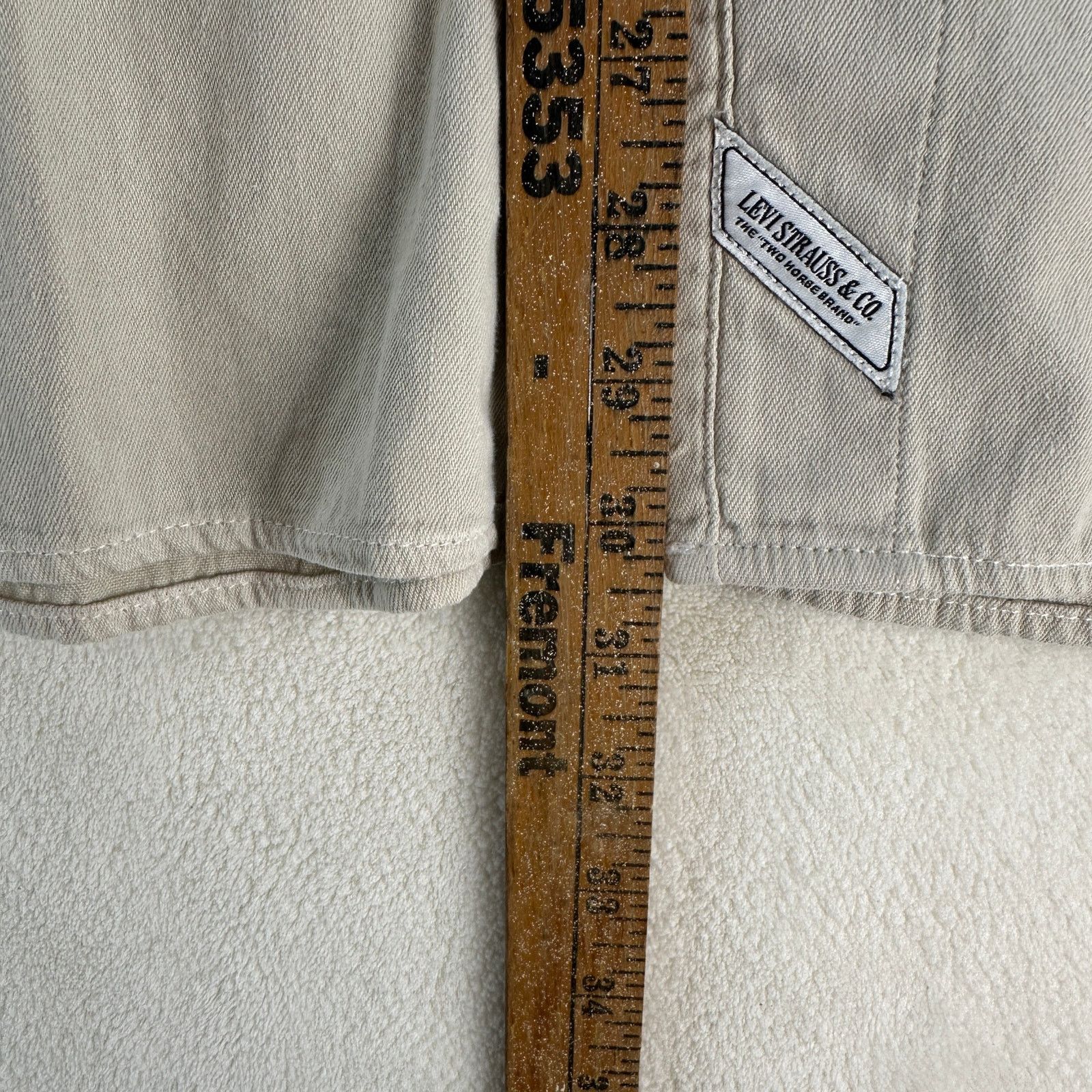 Levi's LEVI'S MEN'S XLARGE AUBURN WORKER SHIRT BEIGE Size US XL / EU 56 / 4 - 6 Thumbnail