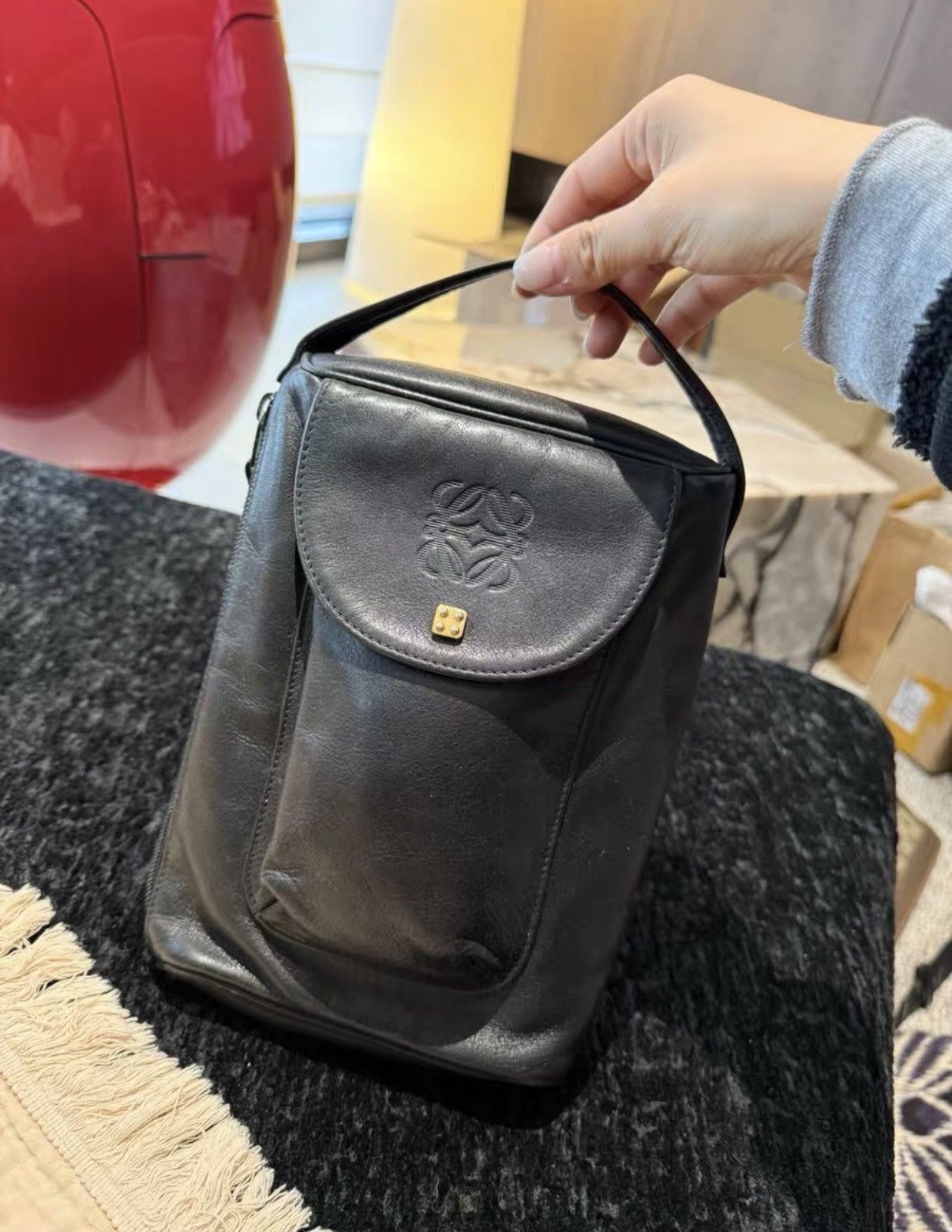 Loewe Loewe Vintage Black Lambskin Vertical Mini Handbag J36 Size ONE SIZE - 1 Thumbnail