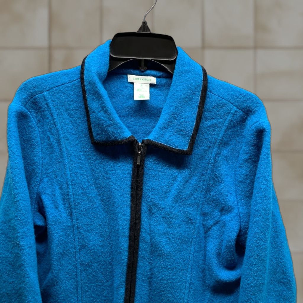 Laura Ashley VINTAGE Laura Ashley Sweater Womens Medium Blue 90s Full Zip Wool Knit Button Collar - Mens? Womens Size M / US 6-8 / IT 42-44 - 1 Thumbnail