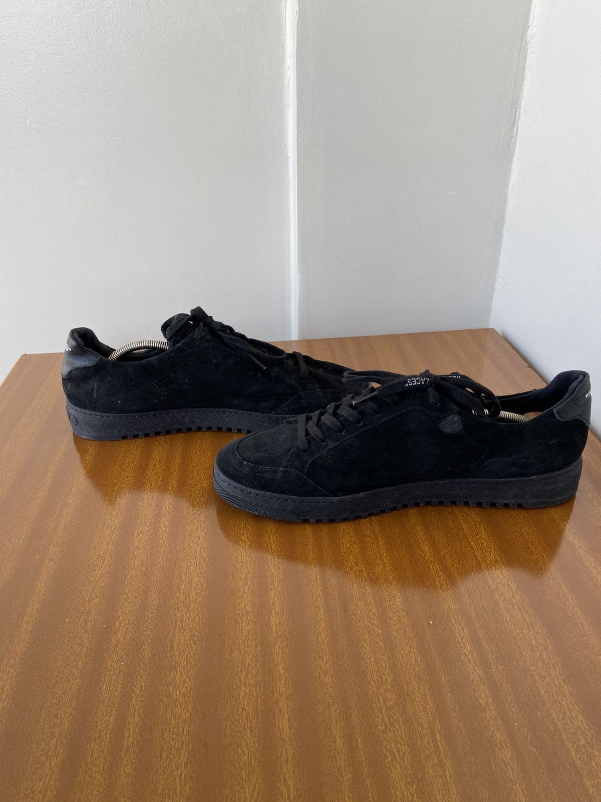 Off-White Off-white Size US 10 / EU 43 - 16 Thumbnail