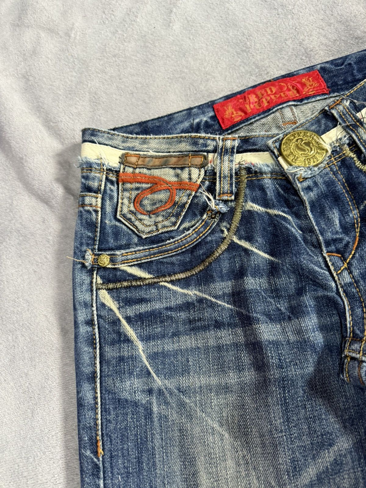 GOSTAR DE FUGA × LOWBOX Red Pepper Japan Native War Bonnet Embroidered Flared Jeans Size US 28 / EU 44 - 19 Thumbnail