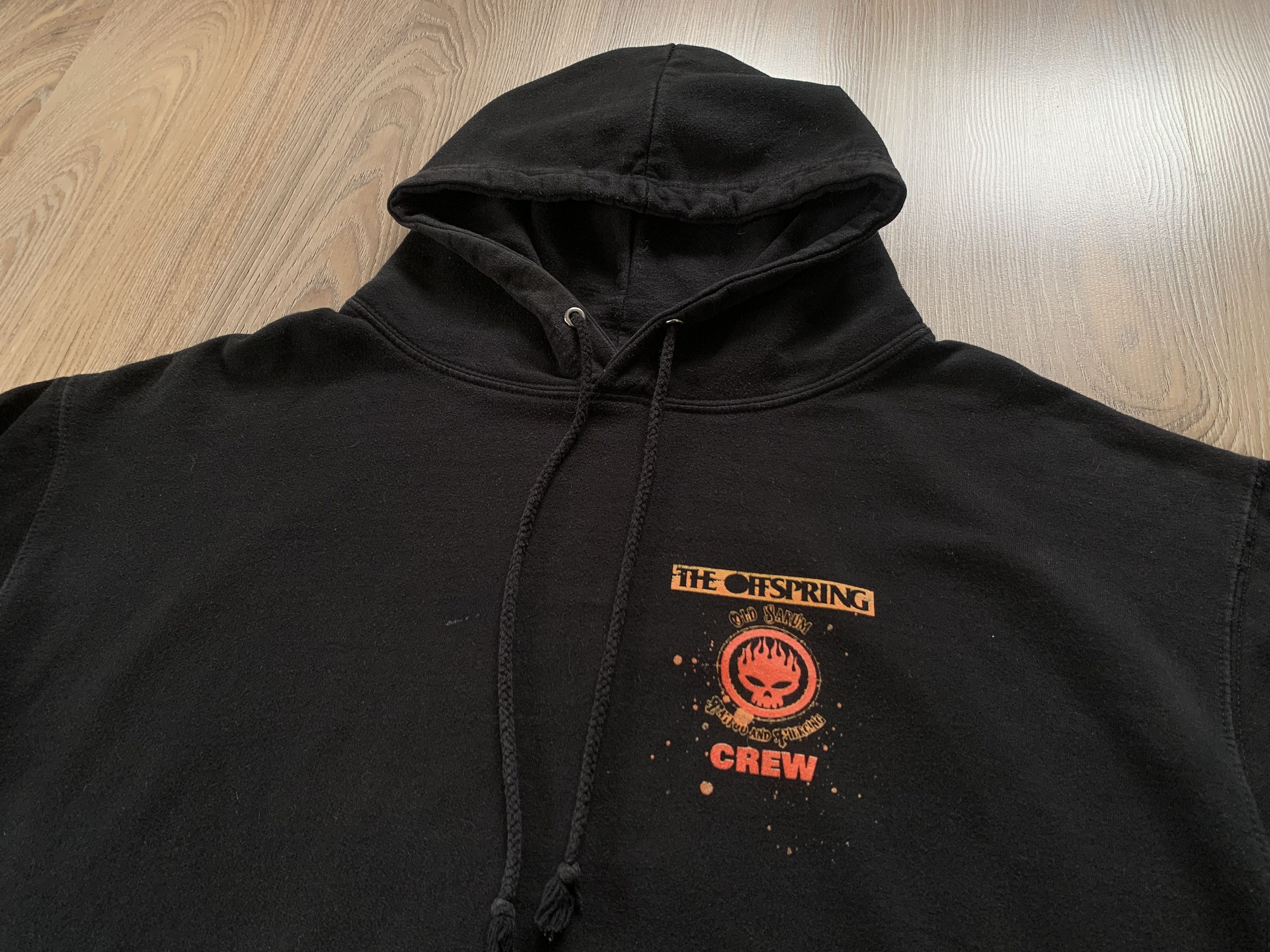 Band Tees The Offspring “Old Sorum Tattoo & Piercing Crew” Hoodie Size US XL / EU 56 / 4 - 4 Thumbnail
