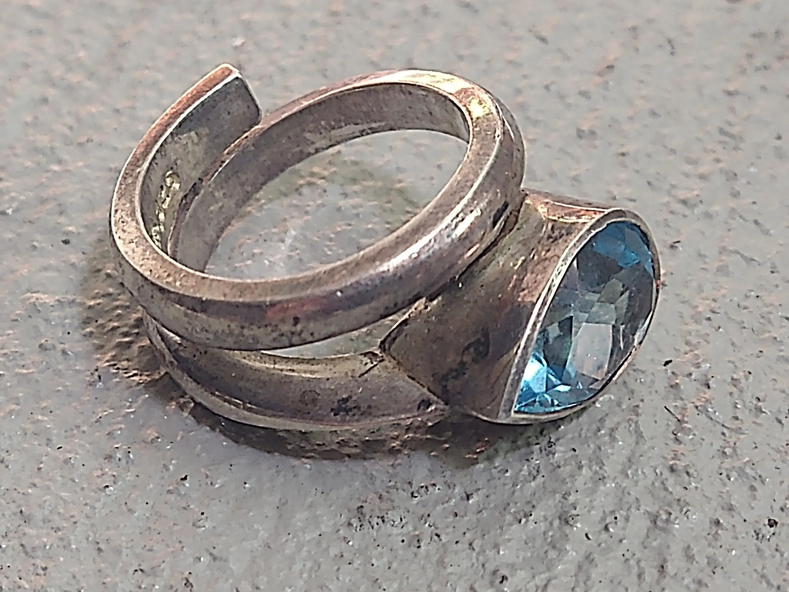 Jewelry × Vintage Vintage Sterling Silver Ring Blue Topaz Pejois 6.5 Abstract Size ONE SIZE - 3 Thumbnail