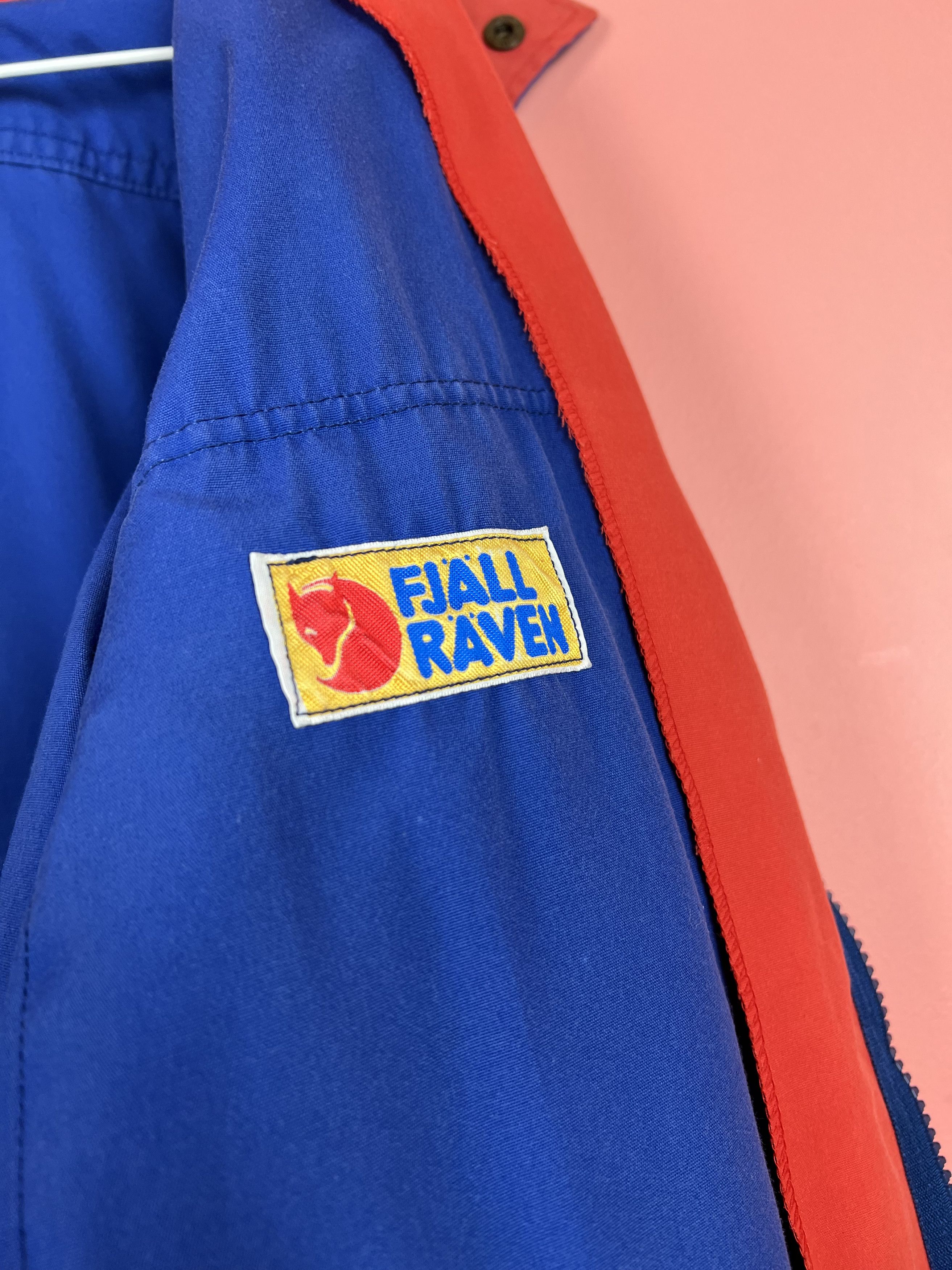 Fjallraven Fjallraven rare vintage jacket multi packet 90 hype Size US L / EU 52-54 / 3 - 6 Thumbnail